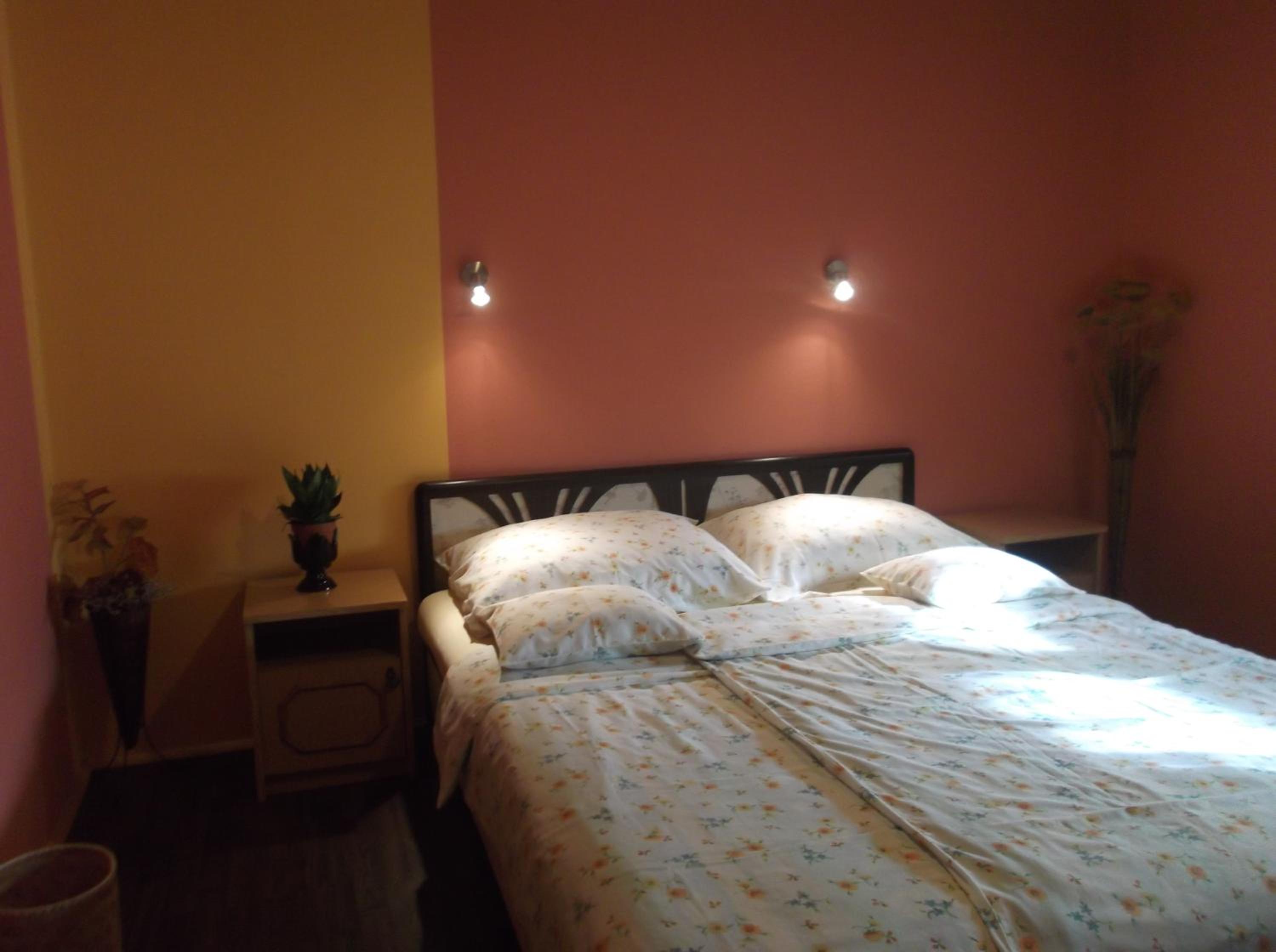 Two-Bedroom House with Terrace on the Ground Floor photo 1