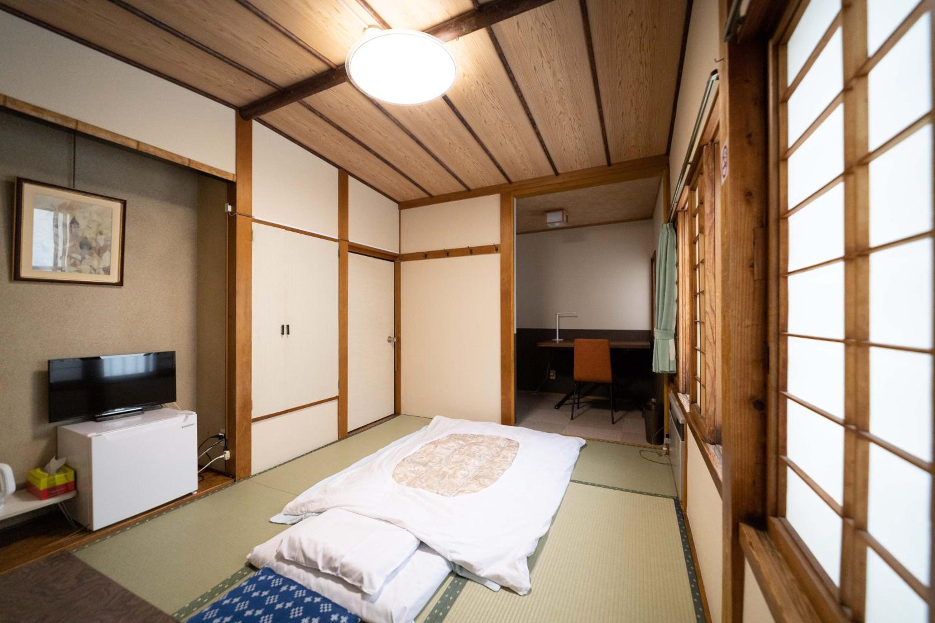 Japanese-Style Twin Room - Non-Smoking