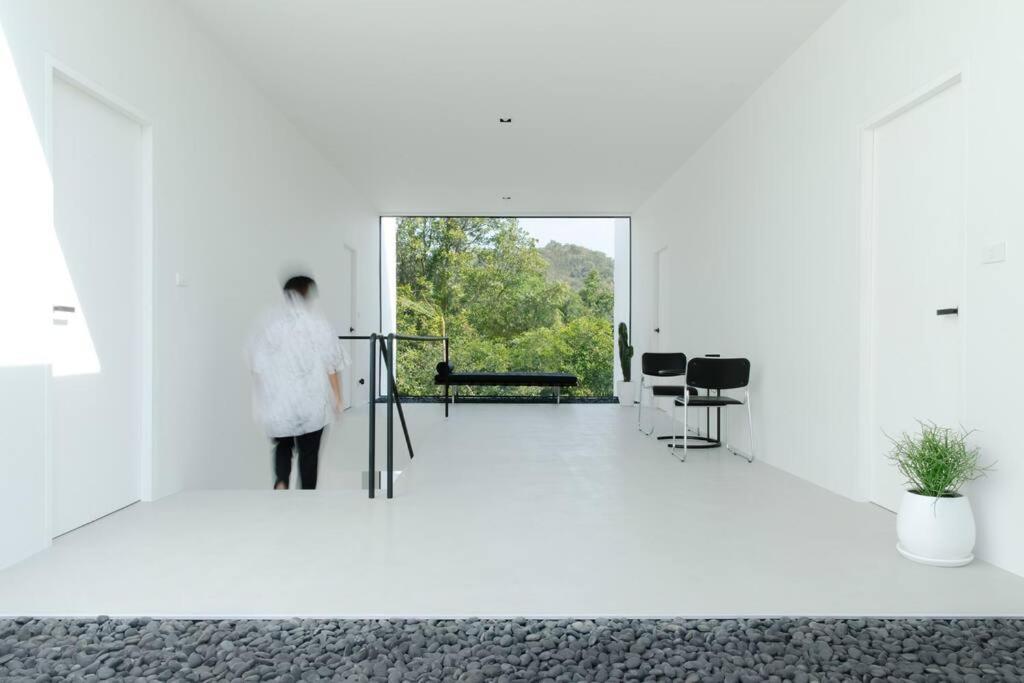 Villa - Photo 4