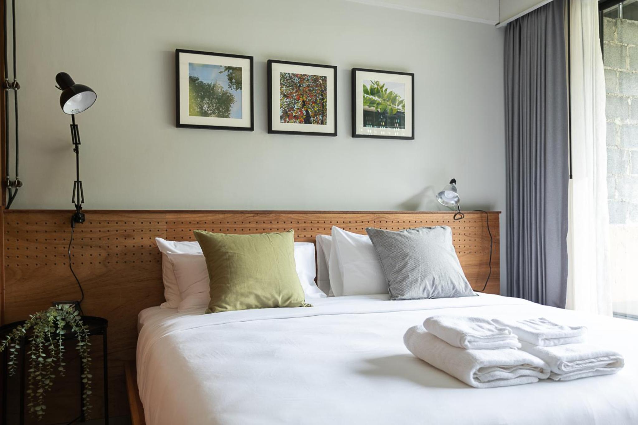 Queen Room with Balcony photo 2