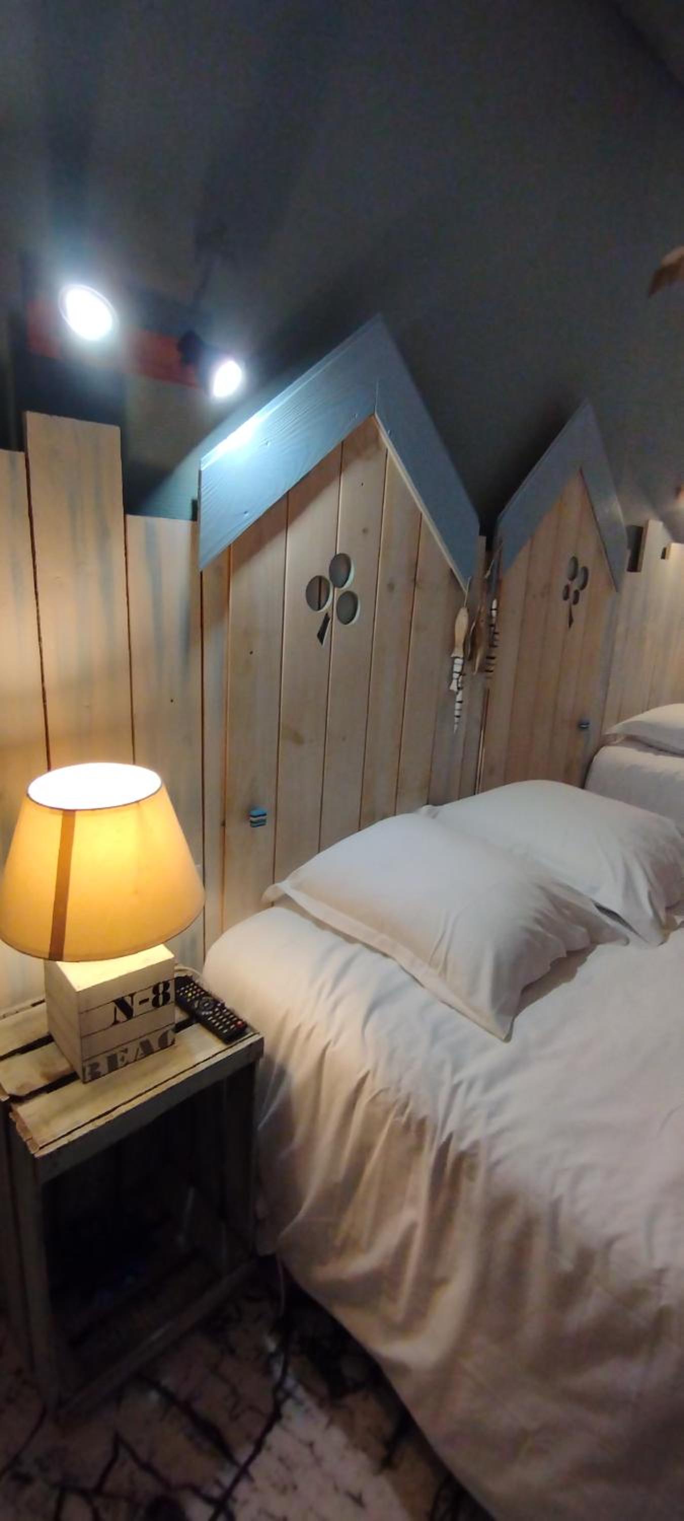 Quadruple Room with Garden View - Photo 10