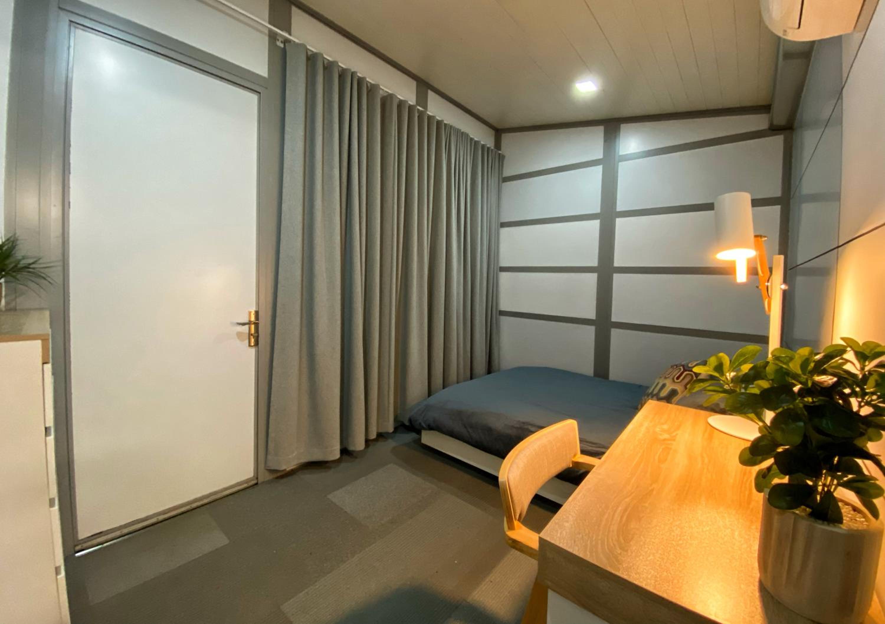 Queen Room with Garden View
