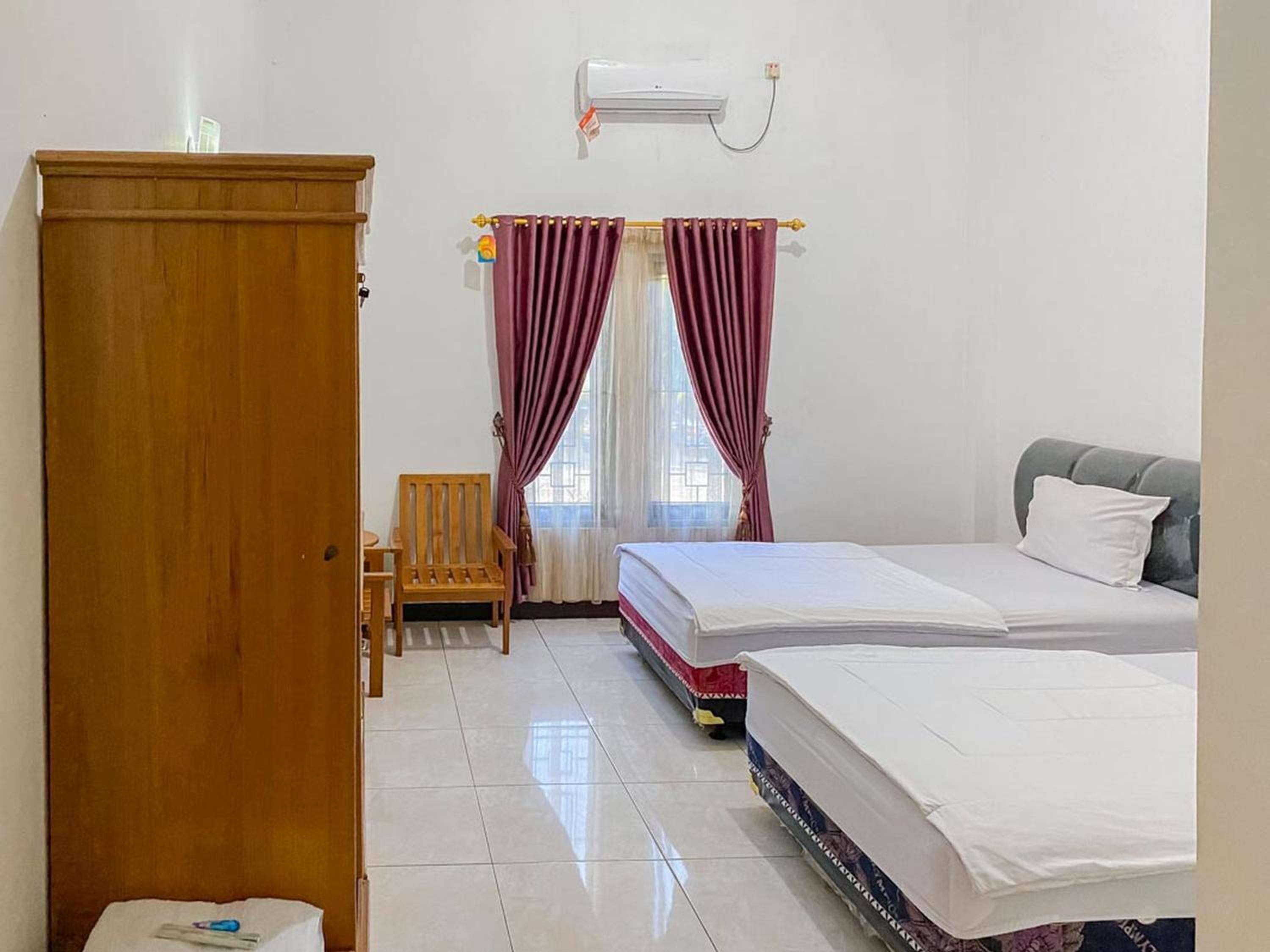 Superior Twin Room photo 2