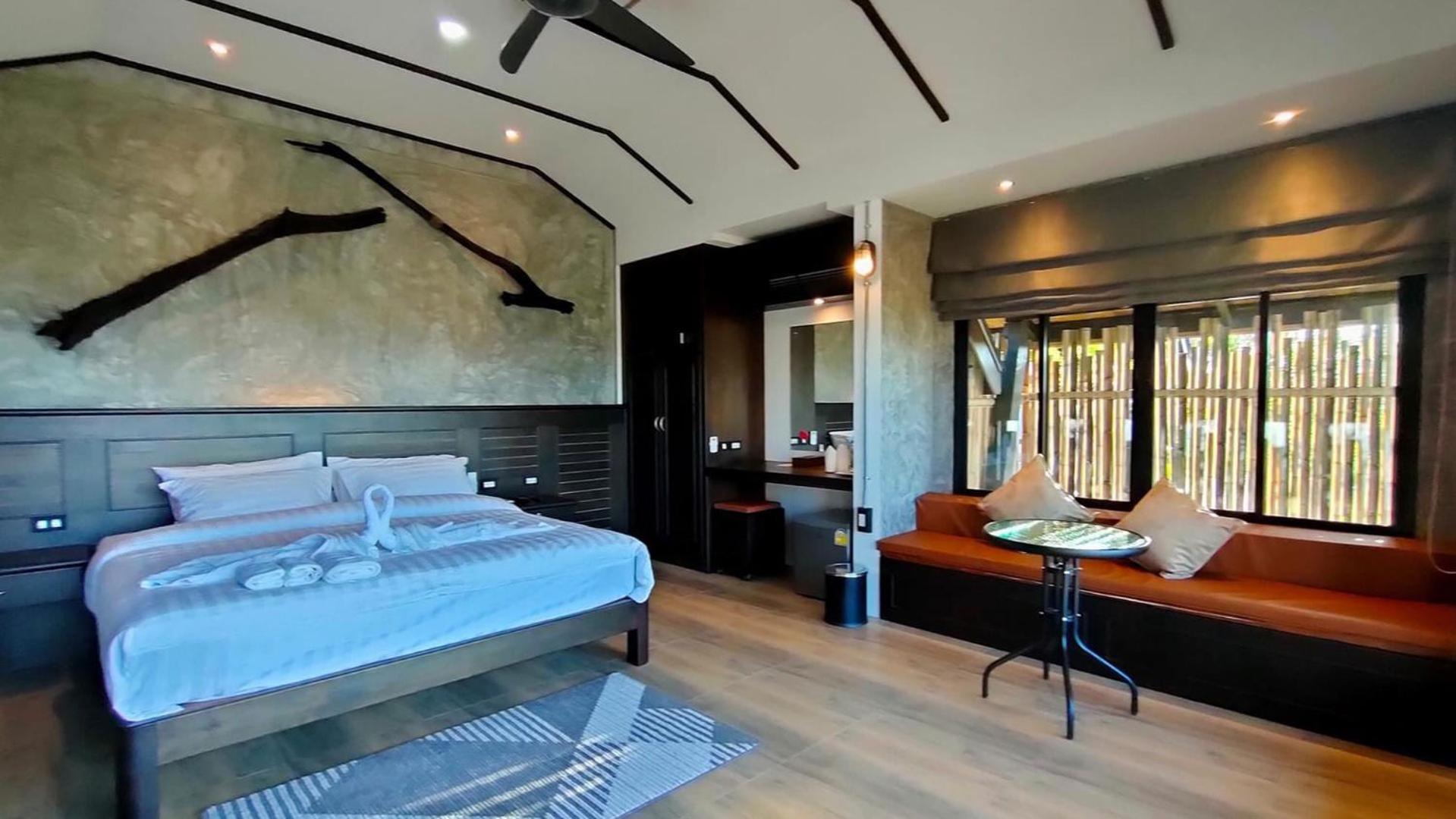 One Bedroom with Private Pool photo 2