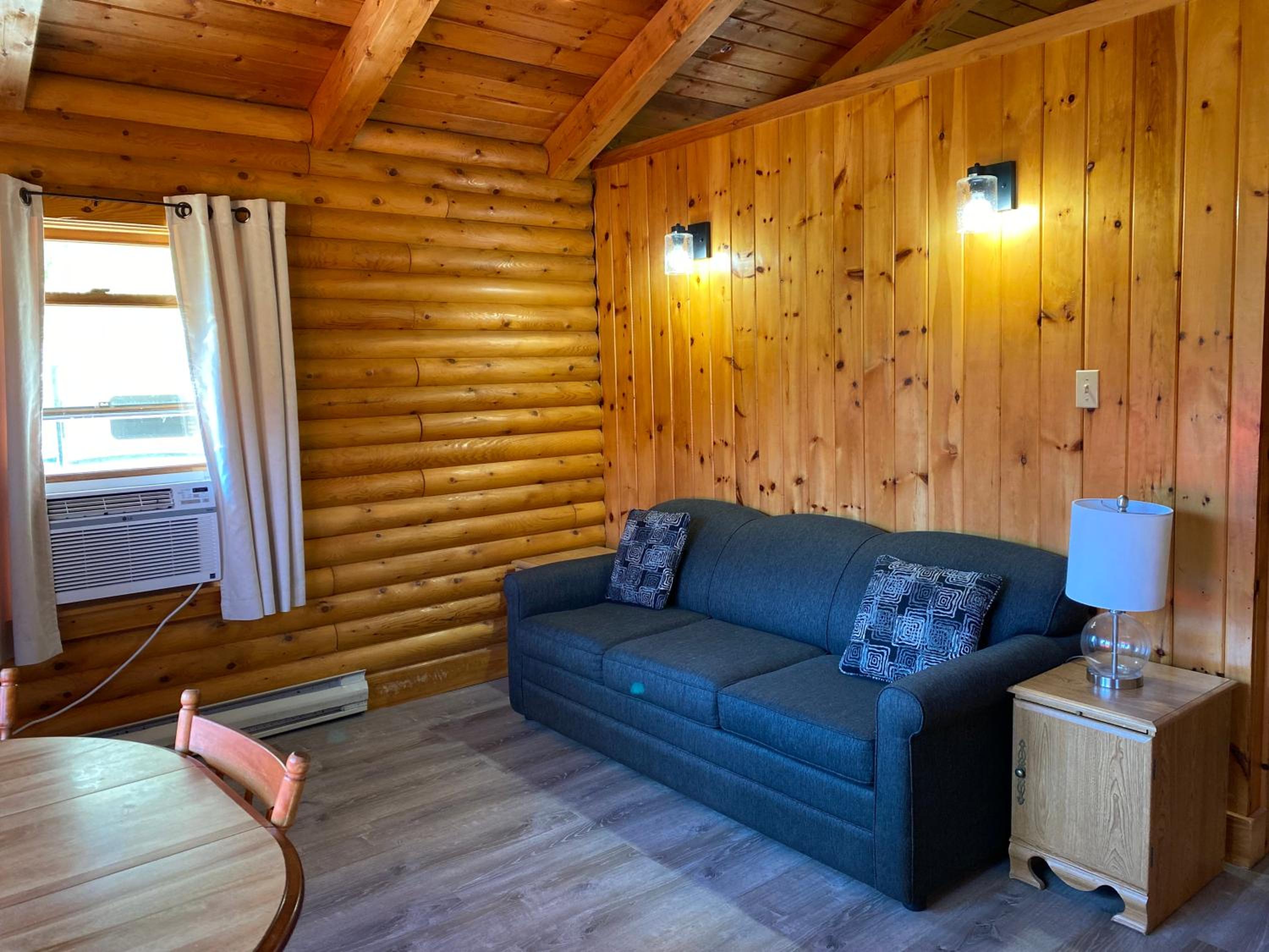 One-Bedroom Cottage