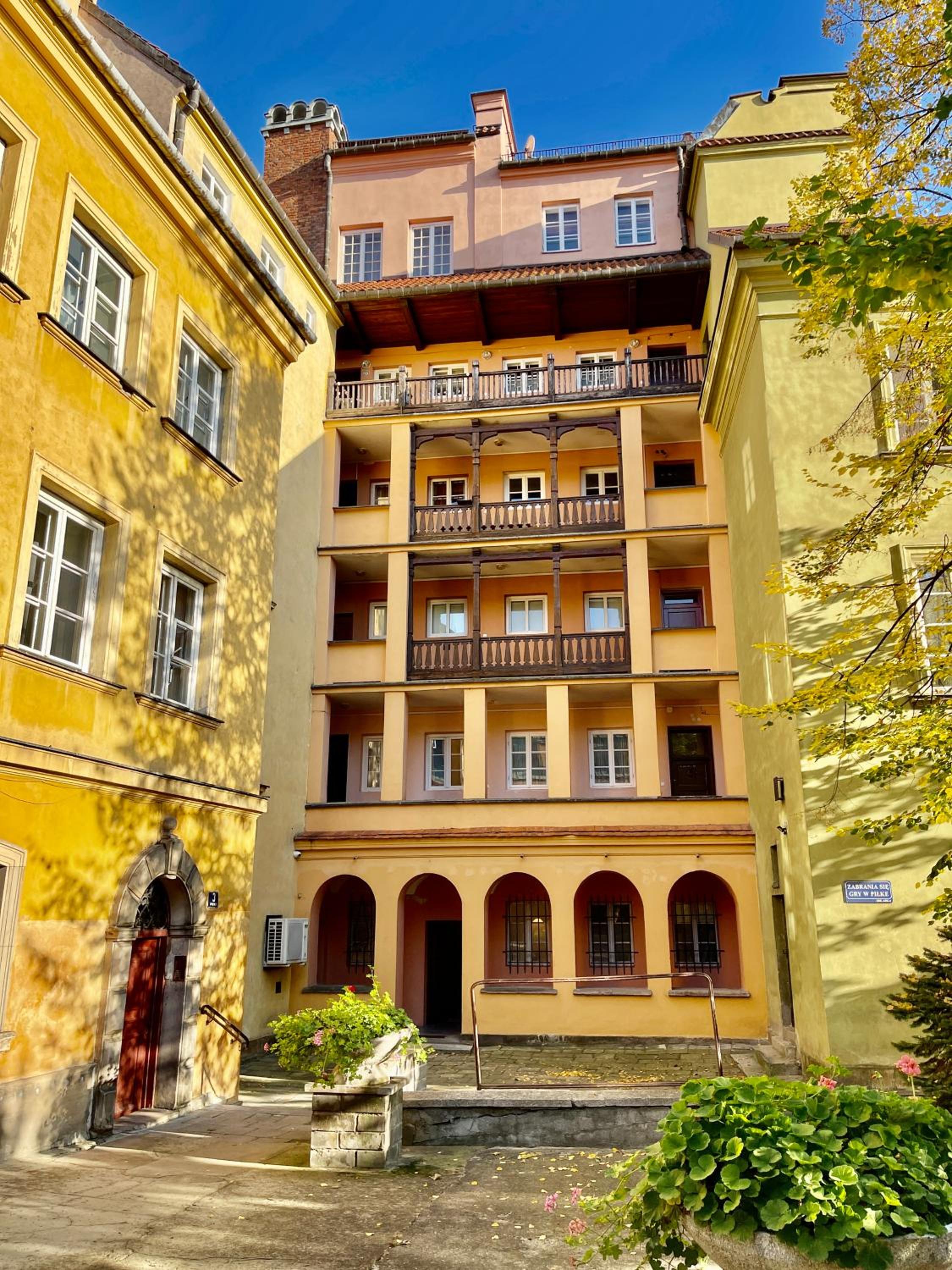Apartment - Photo 51