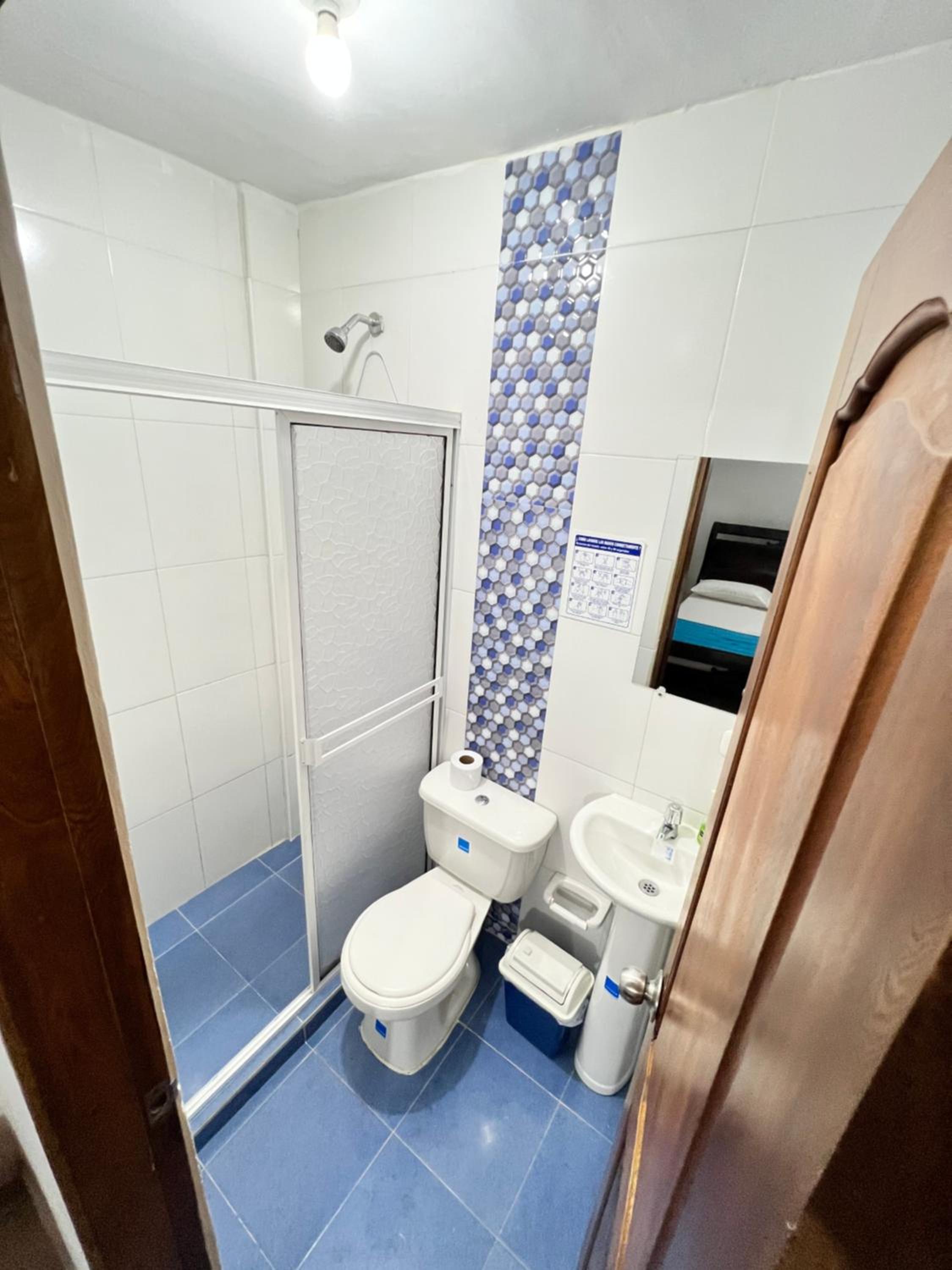 Basic Triple Room photo 3