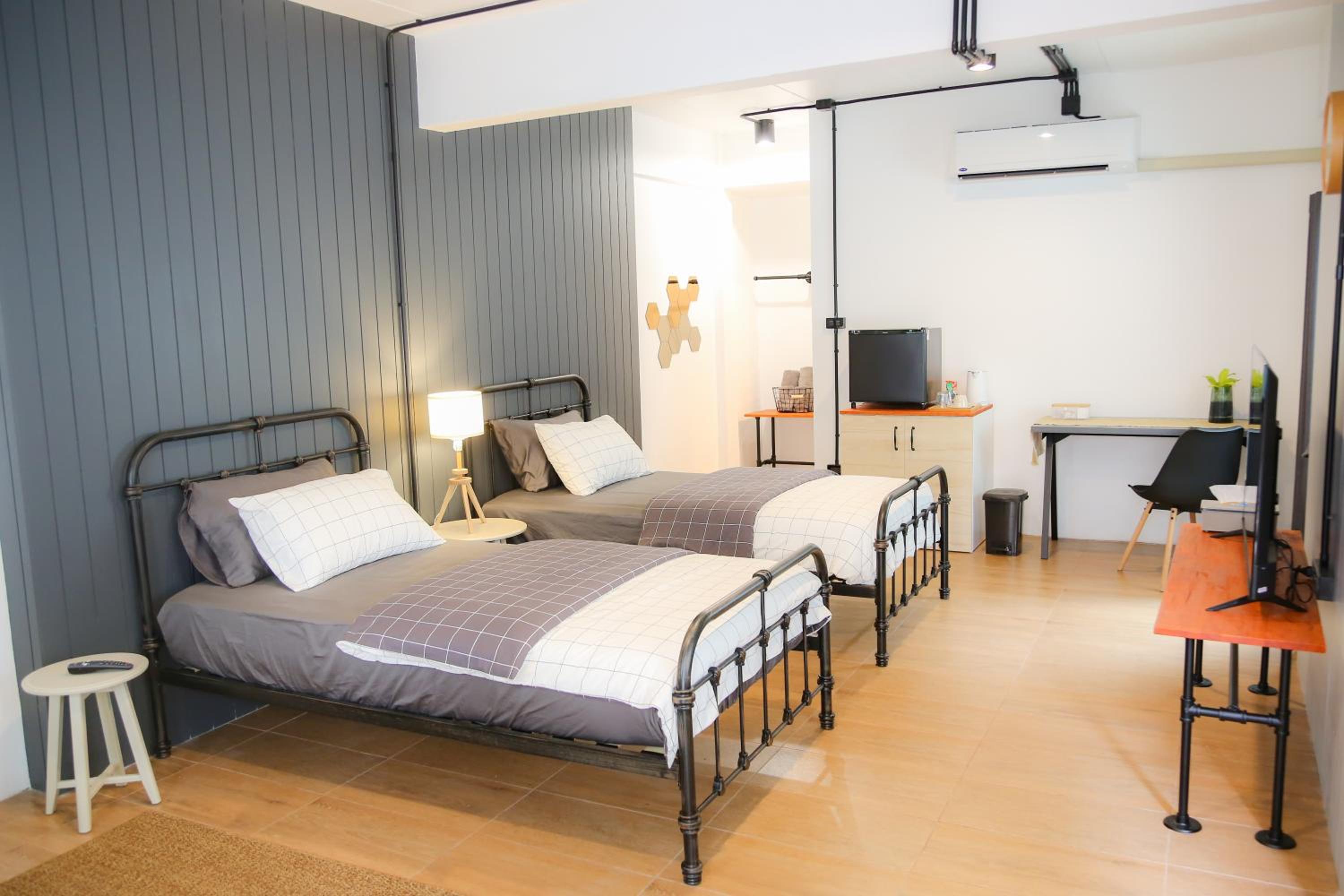 Twin Room with Private Bathroom