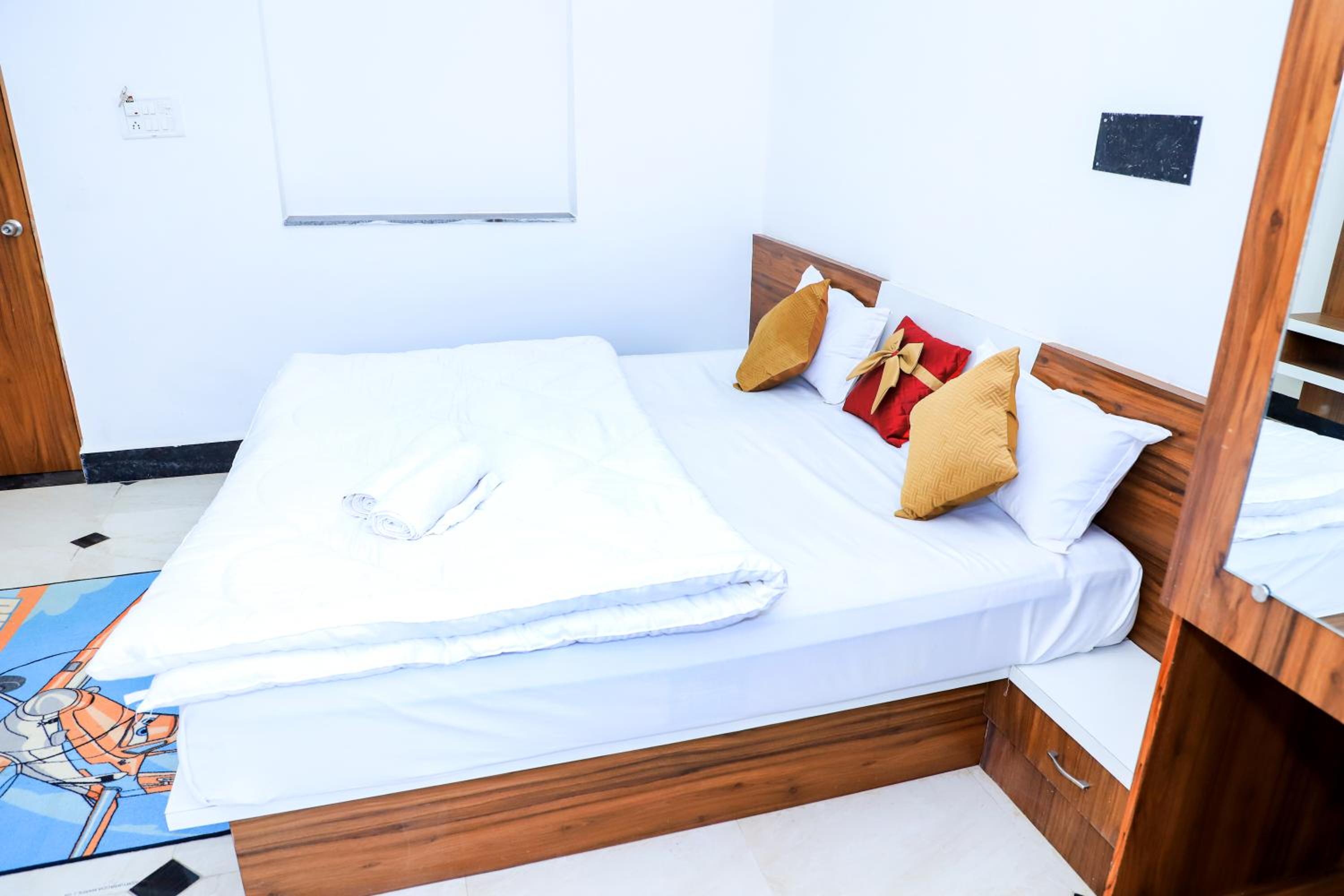 Deluxe King Room photo 2
