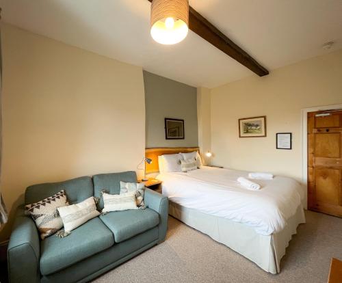 Double Room with Private External Bathroom
