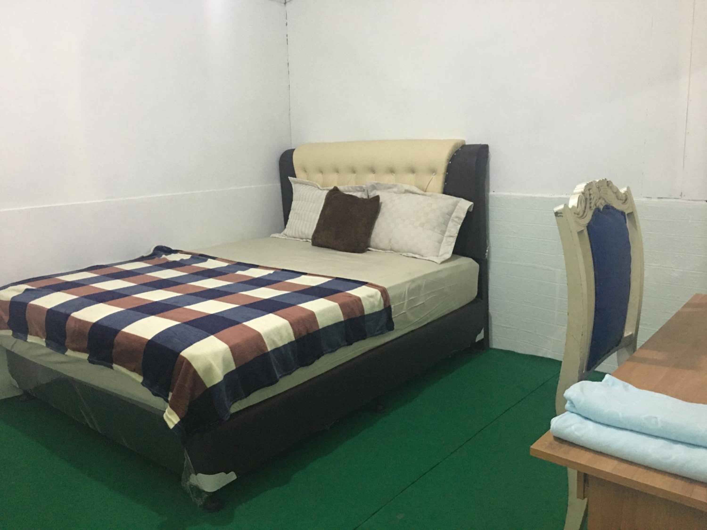 Budget Double Room photo 3