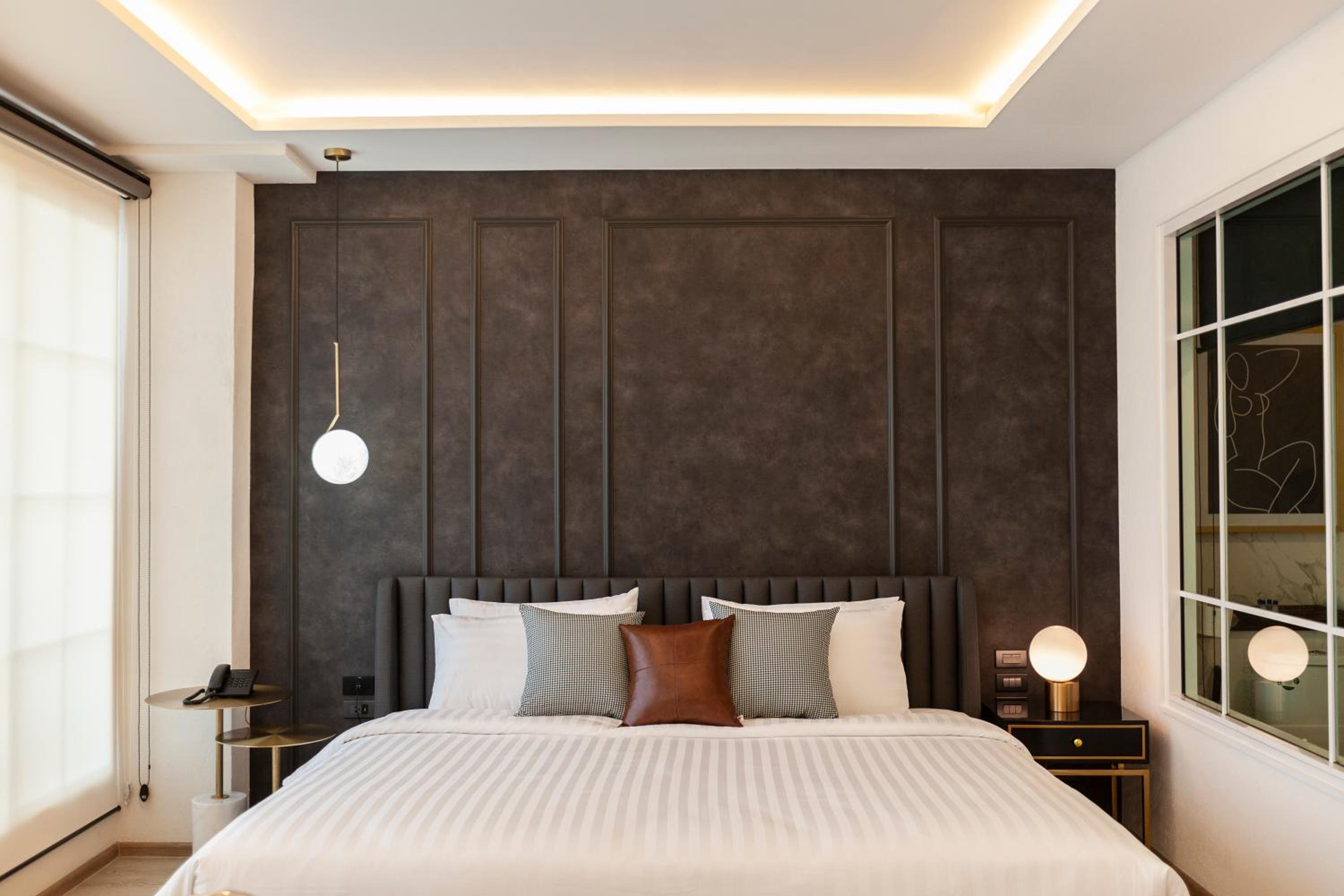 King Suite - Photo 11