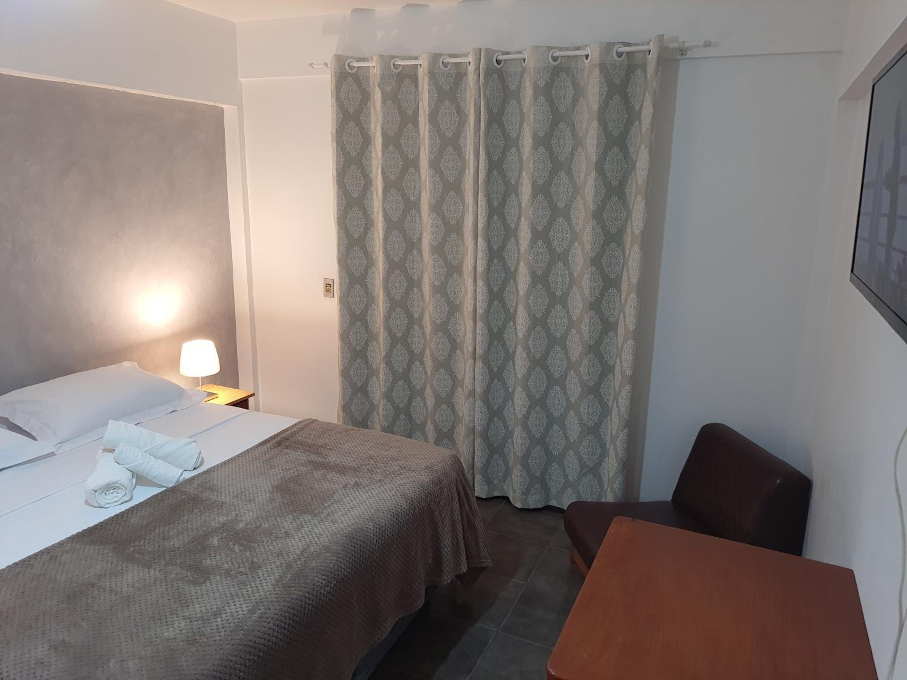 Standard Double or Twin Room photo 1