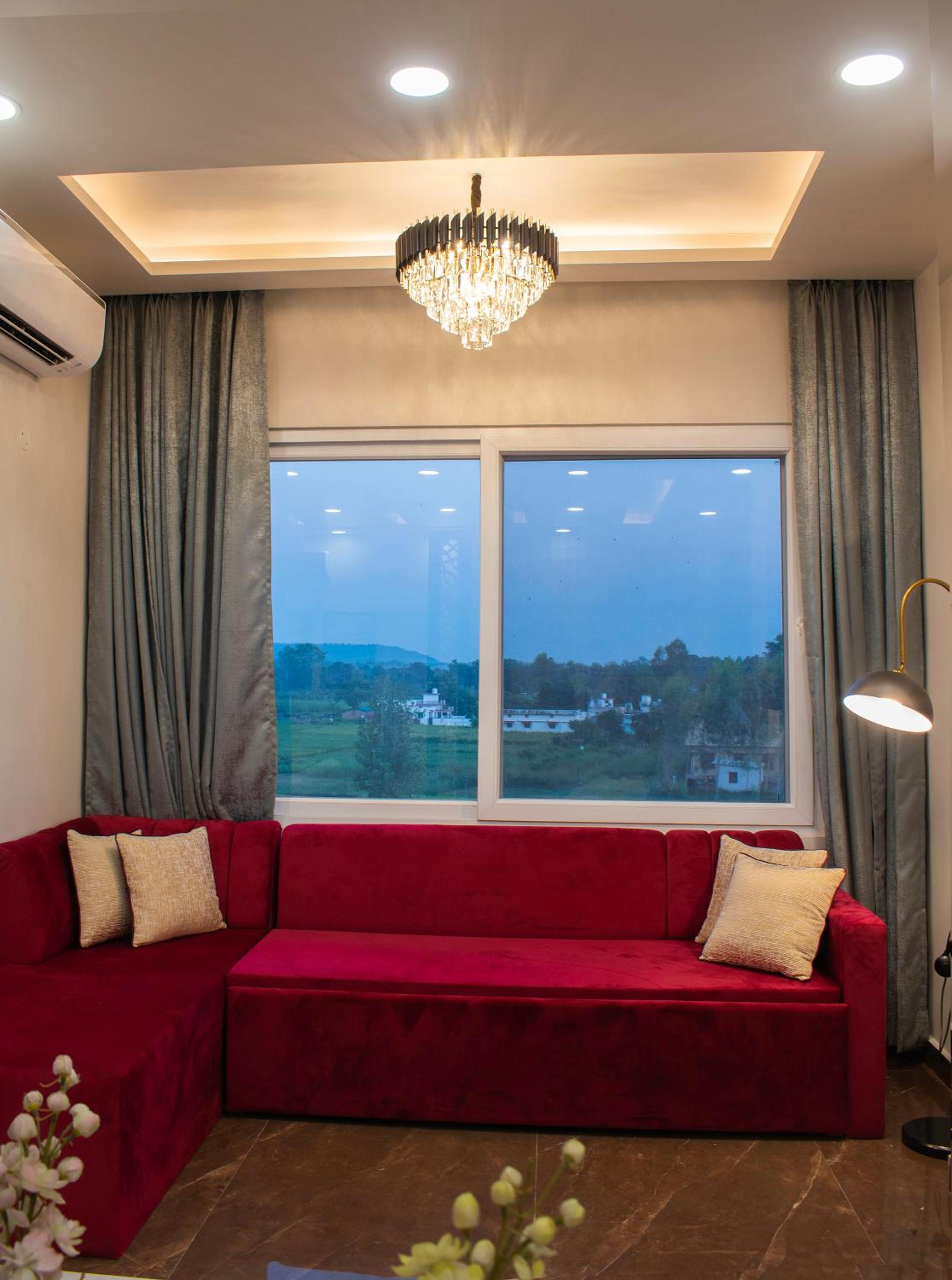 Suite with Mountain View