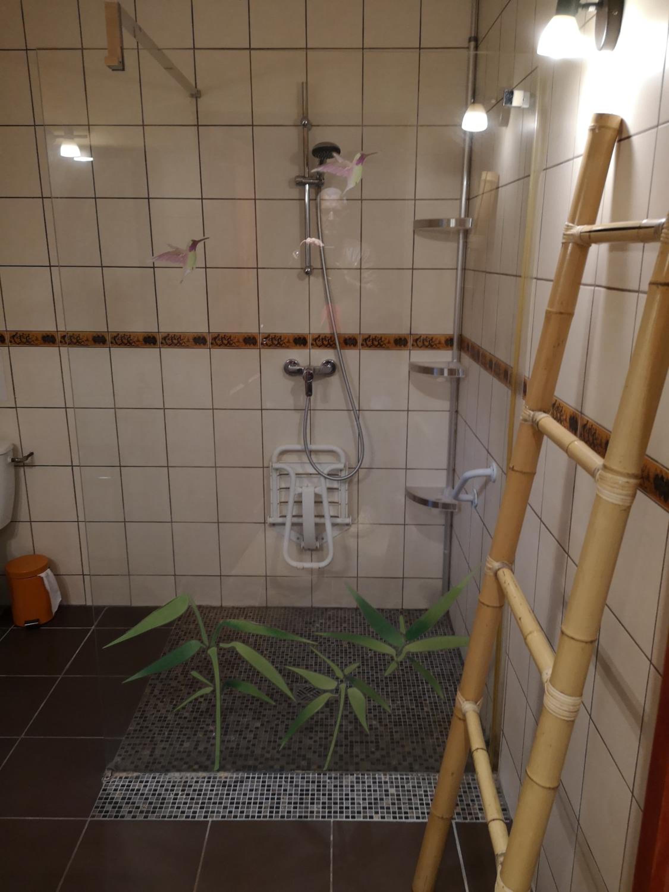 Double Room - Photo 19