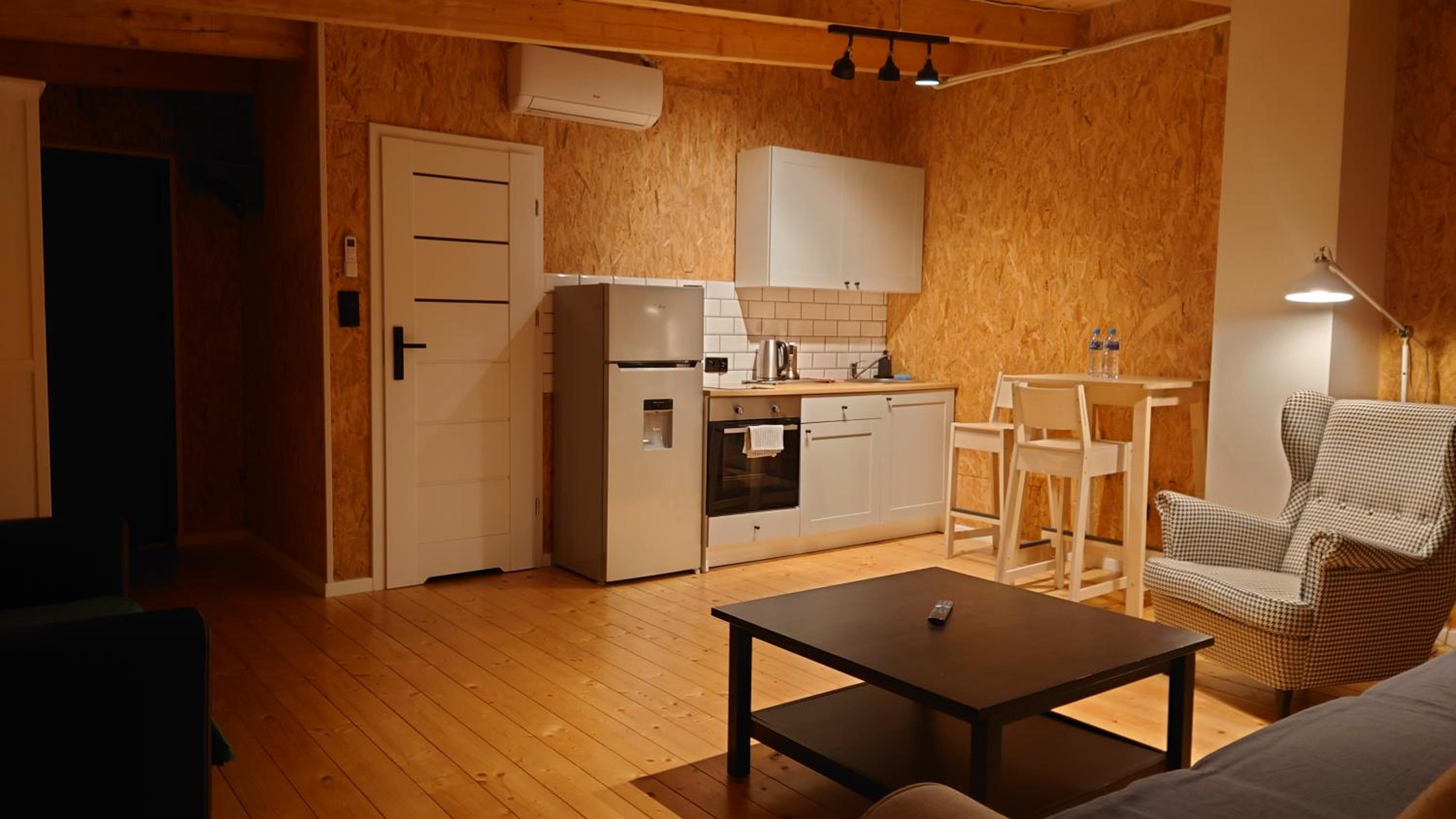 Two-Bedroom Apartment - Photo 4