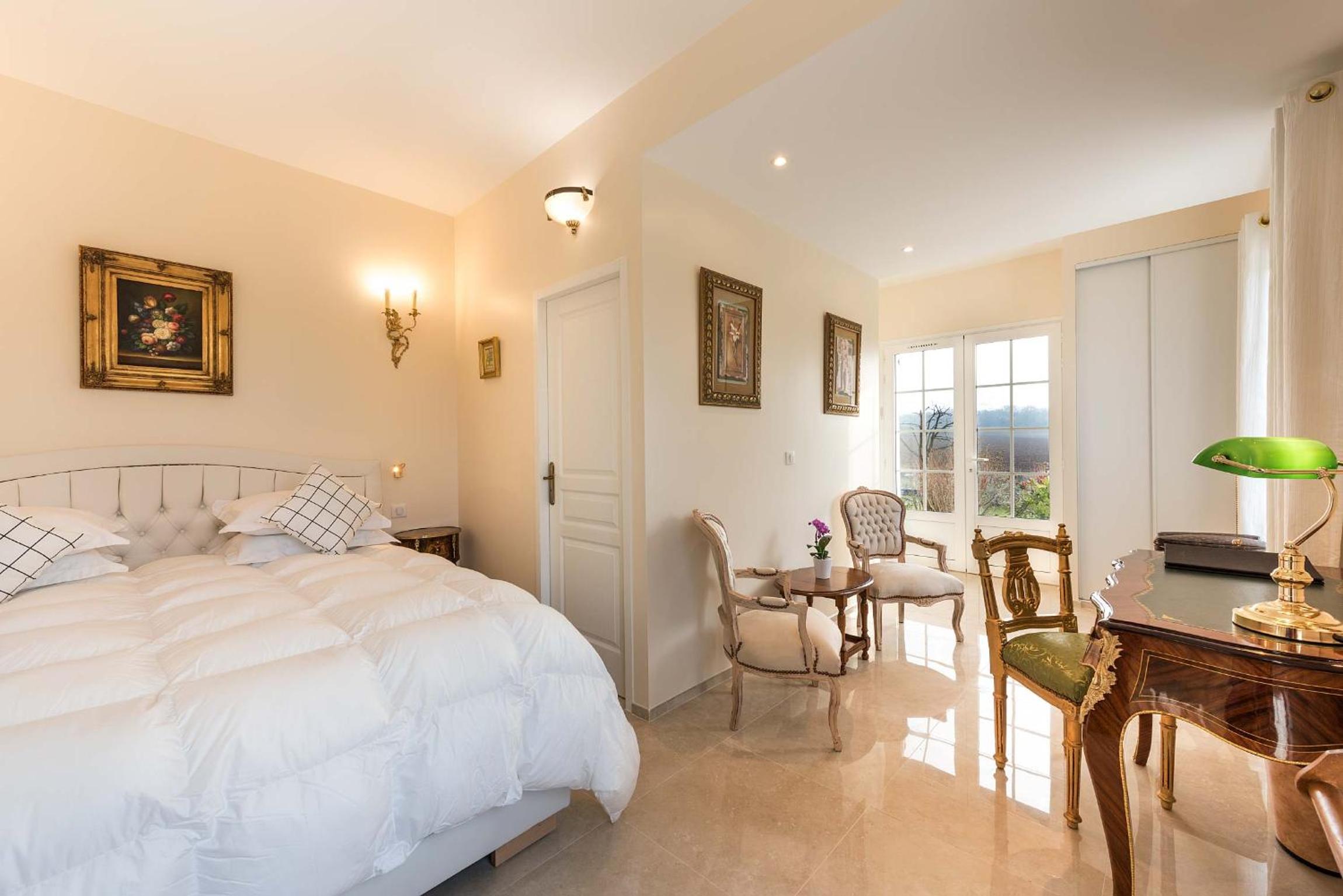 Double Room with Private Bathroom