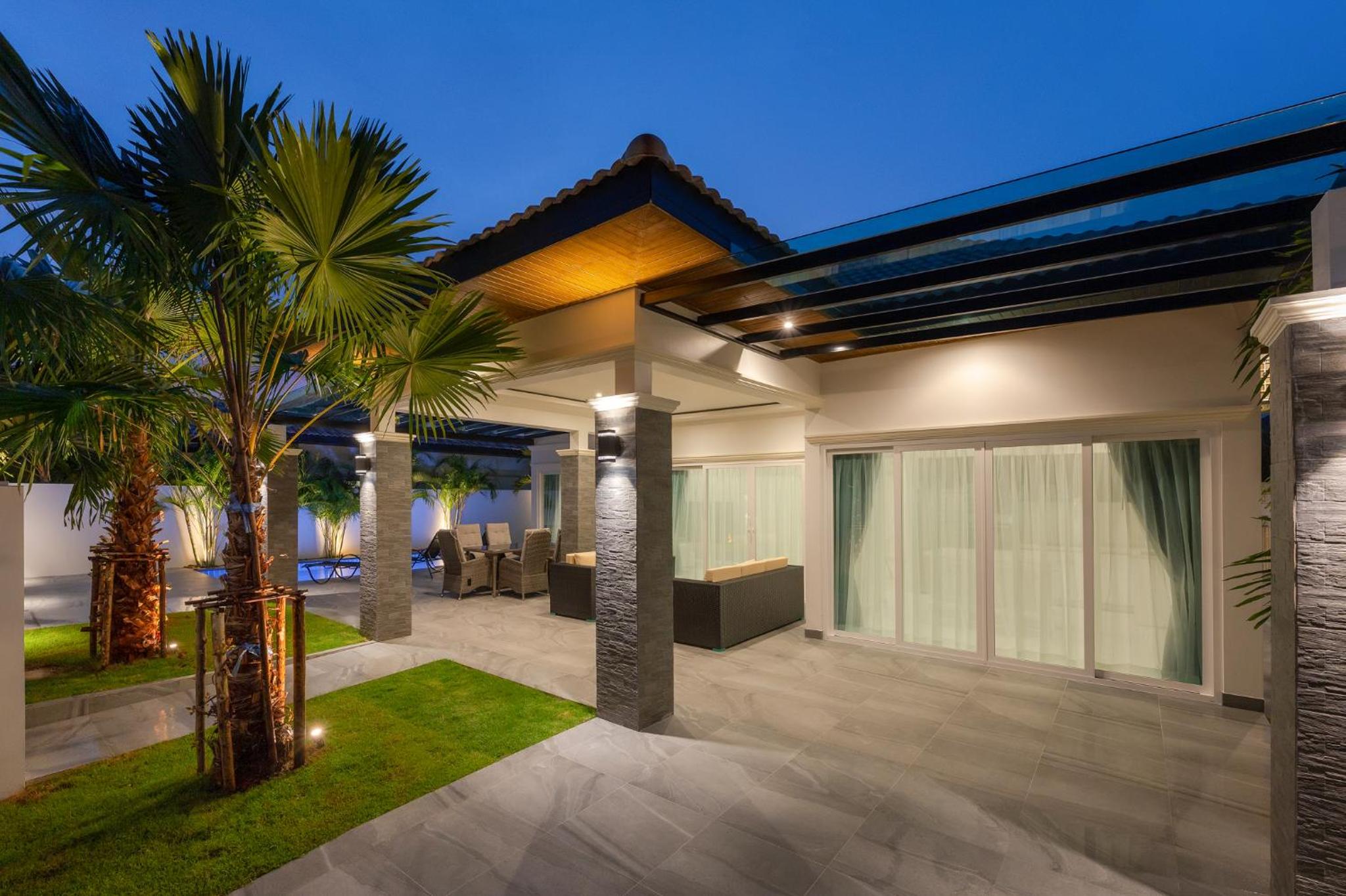 Three-Bedroom Villa - Photo 23