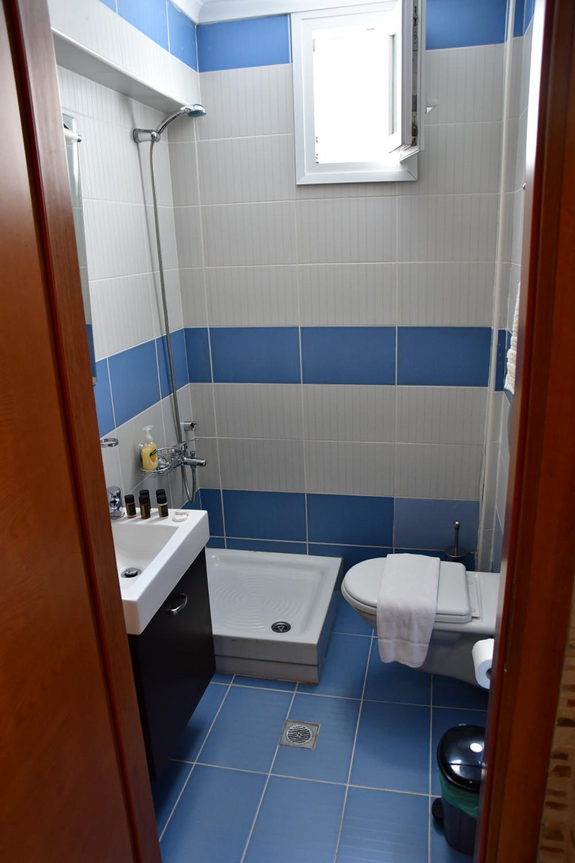 Two-Bedroom House photo 3