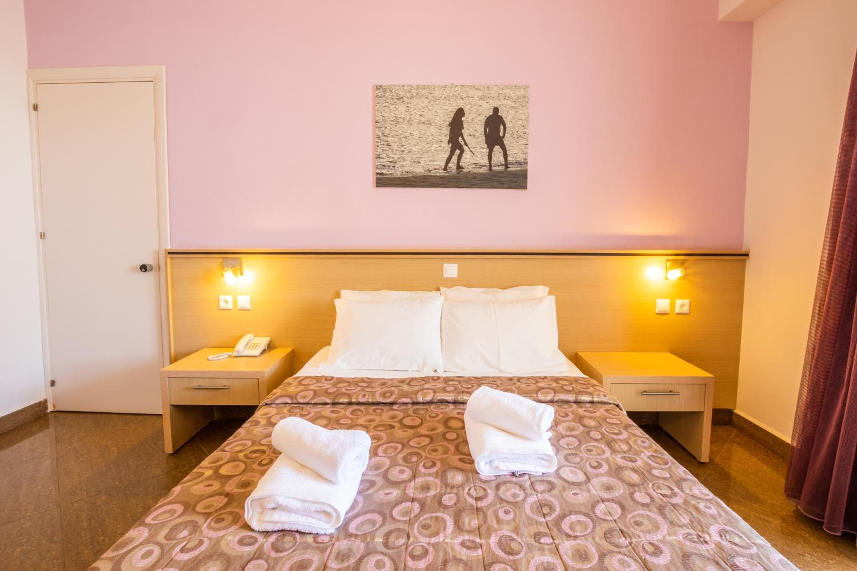 Single Room with Mountain or Garden View