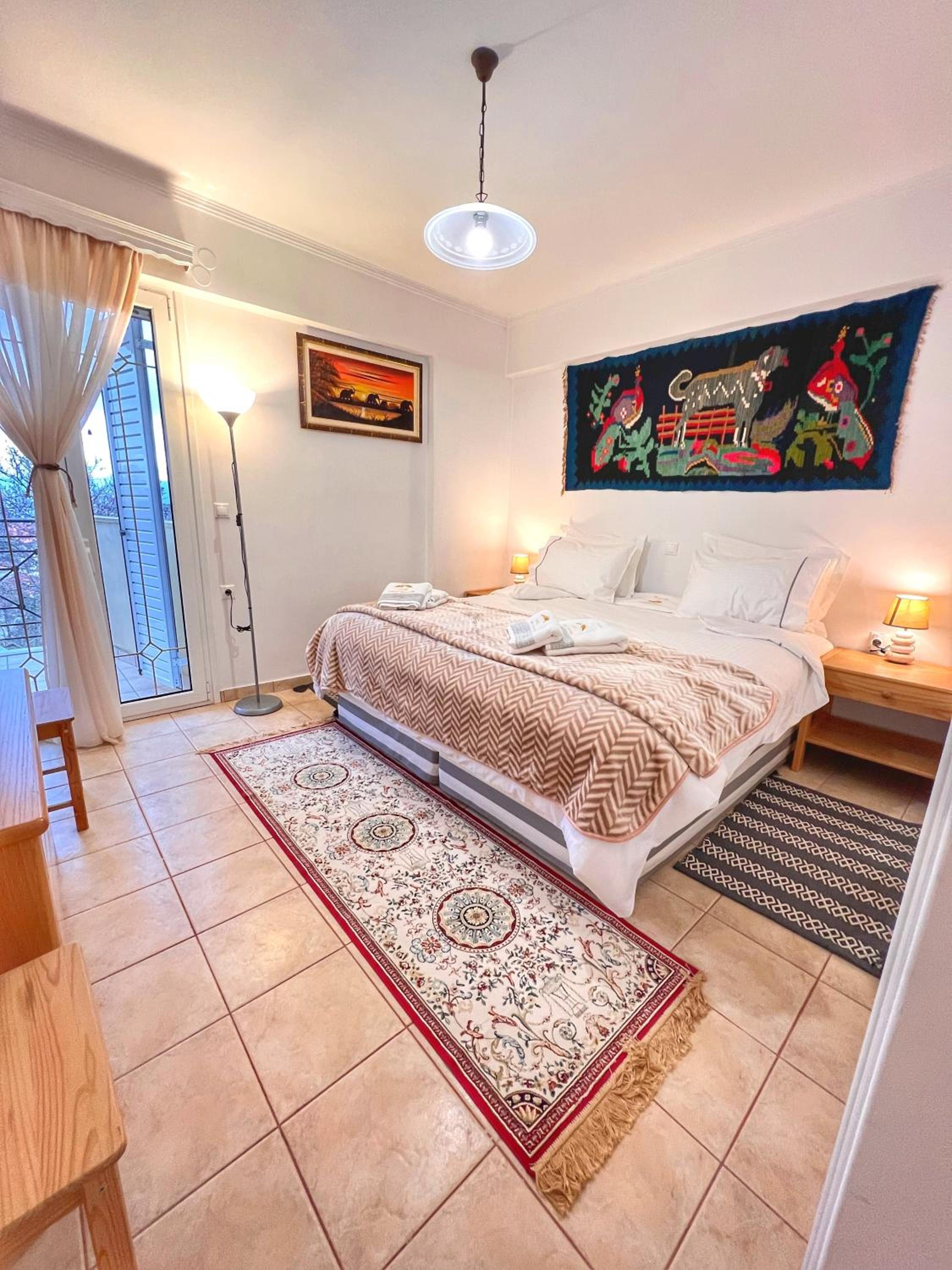 Three-Bedroom Apartment - Photo 20
