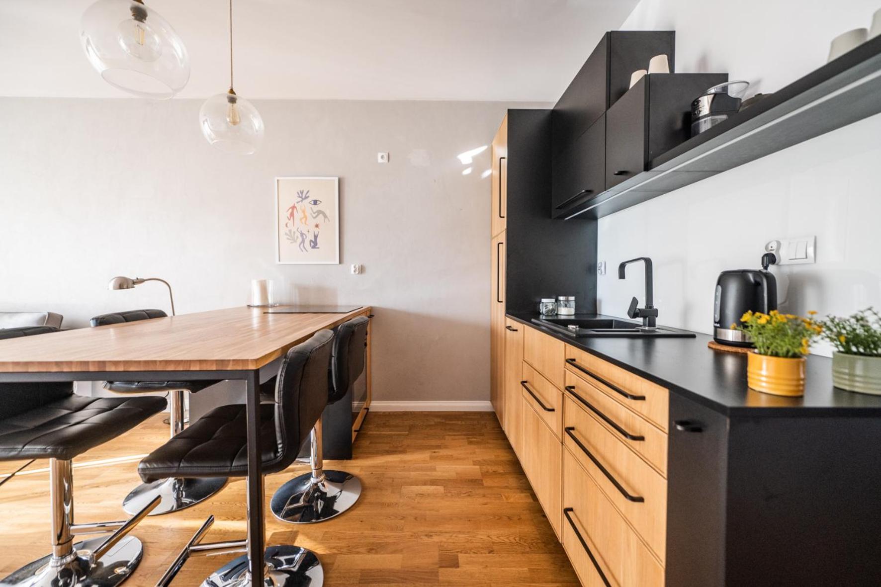 Two-Bedroom Apartment - Photo 6