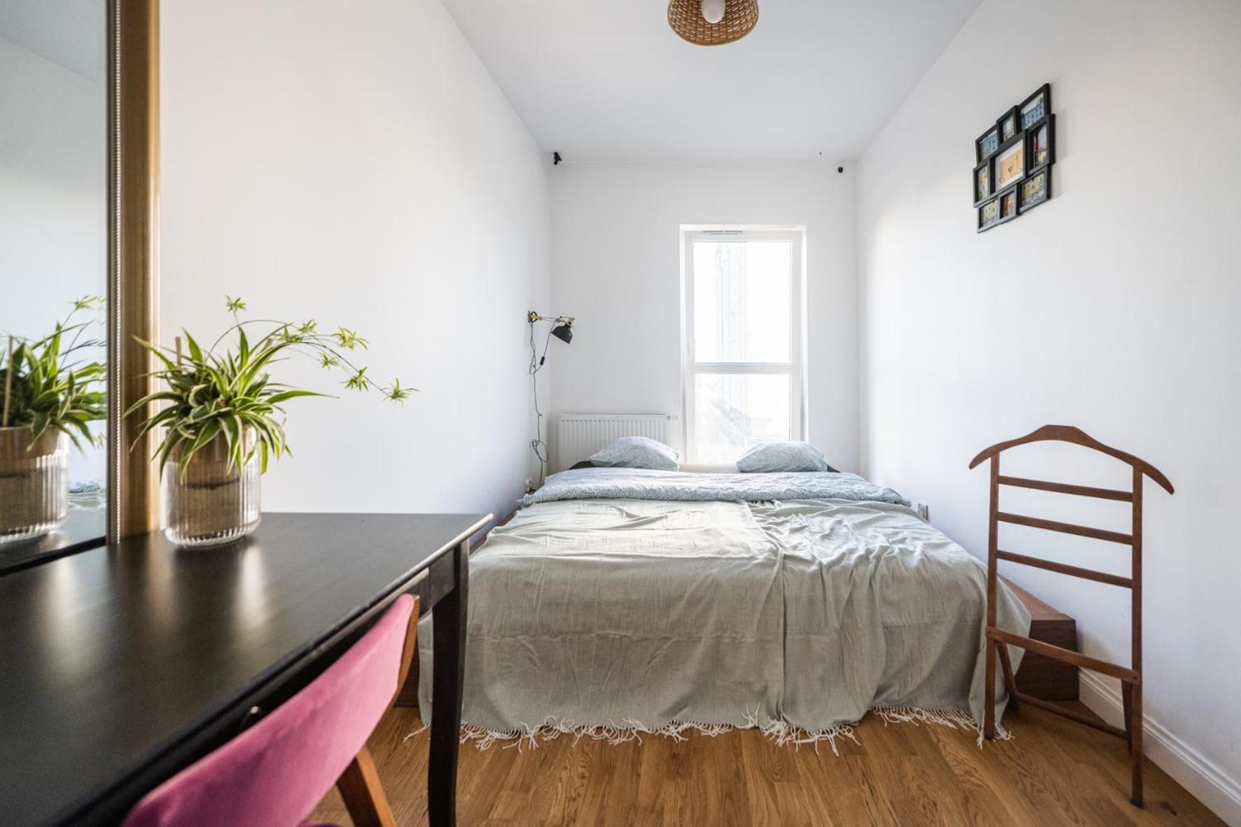Two-Bedroom Apartment - Photo 16