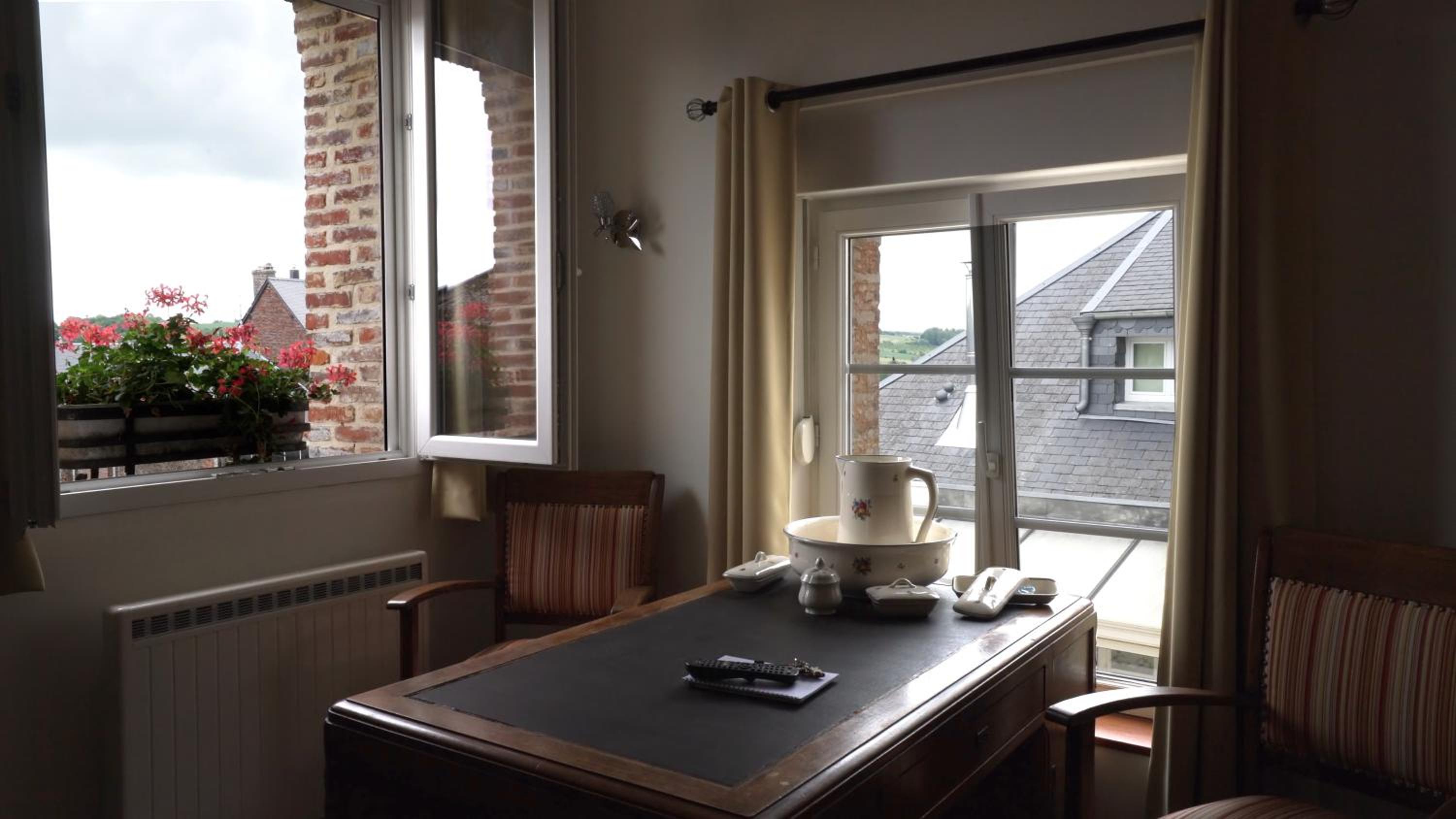 Double Room with Private Bathroom photo 3