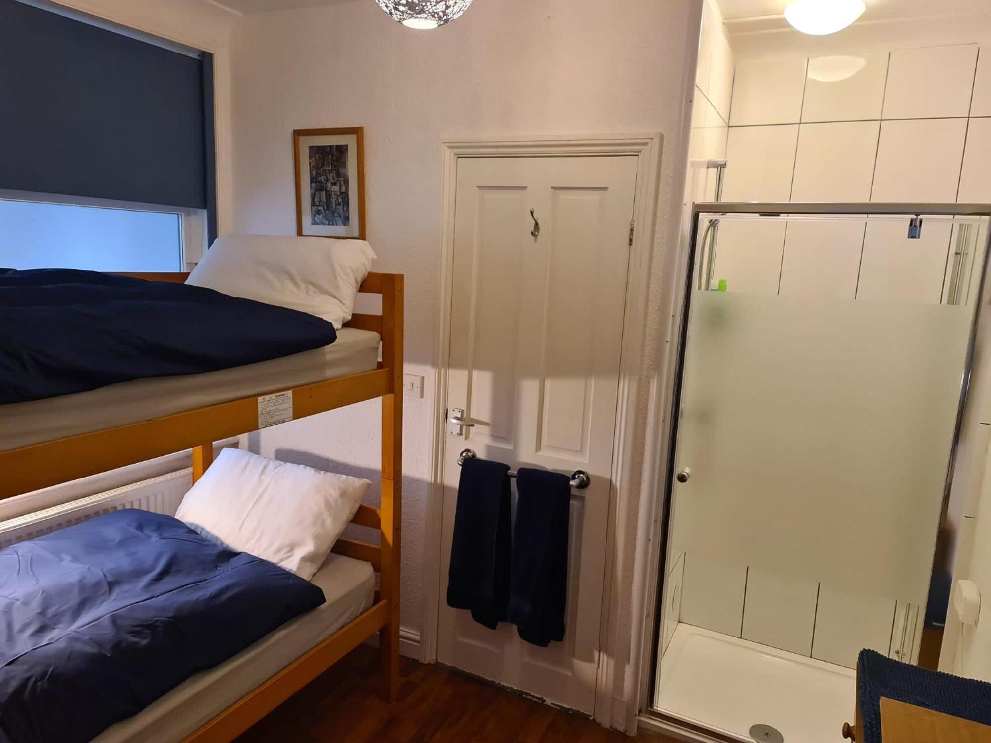 Twin Room with Bathroom
