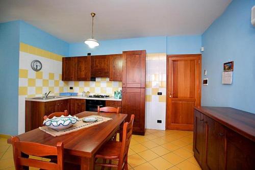 Apartment (5 Adults)
