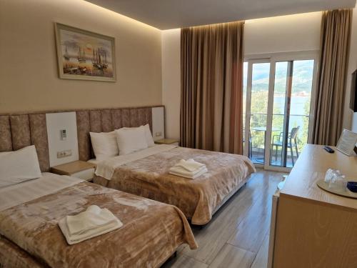 Quadruple Room with Balcony