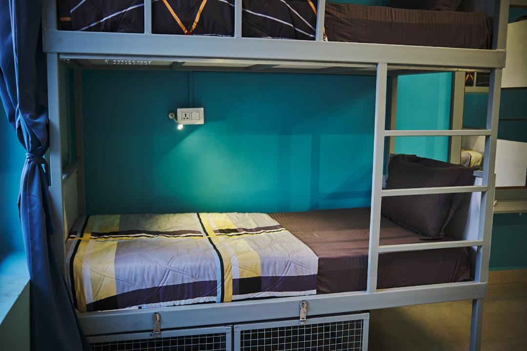 Bed in 8-Bed Dormitory Room photo 3