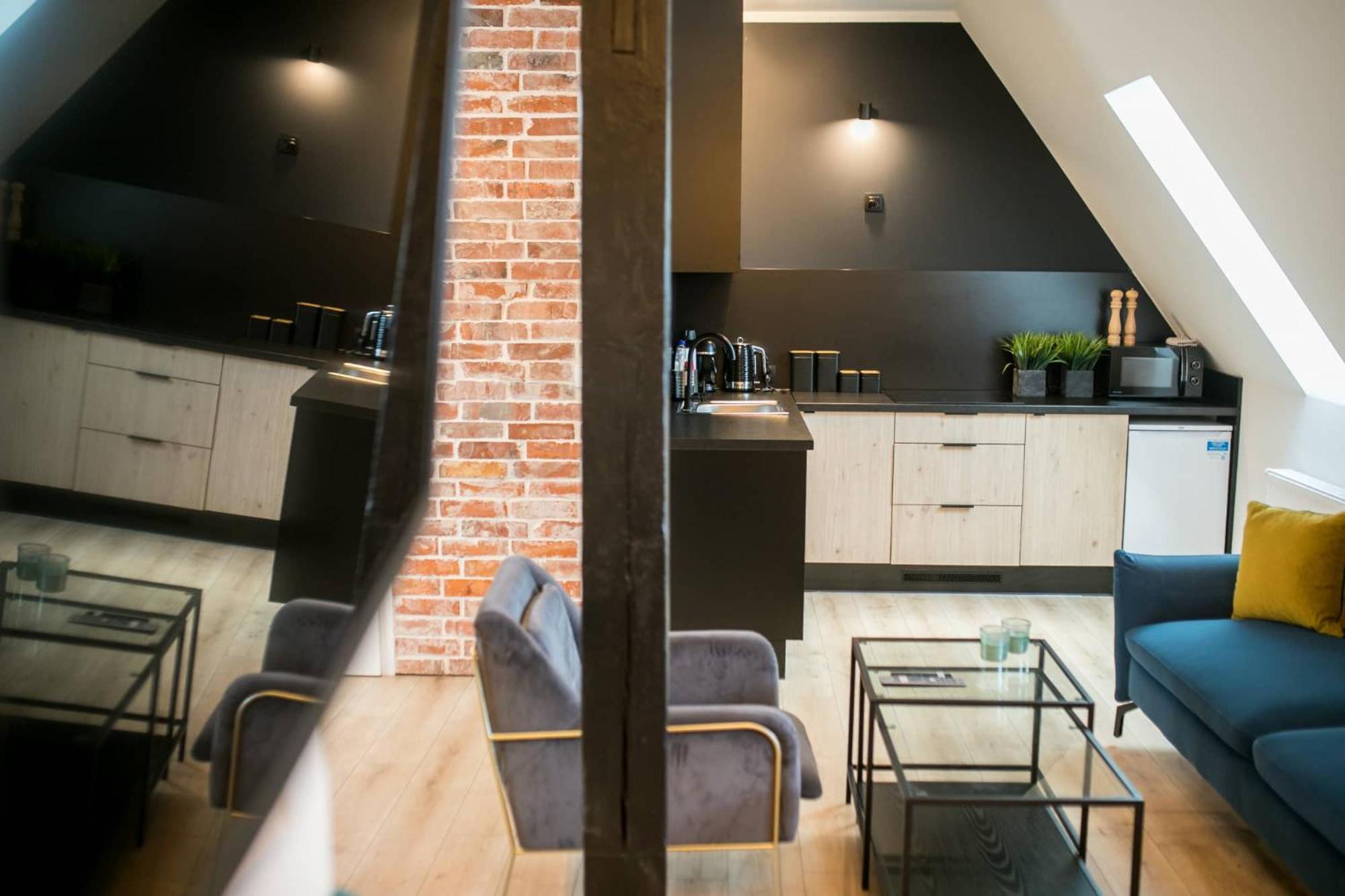Studio Apartment - Photo 12