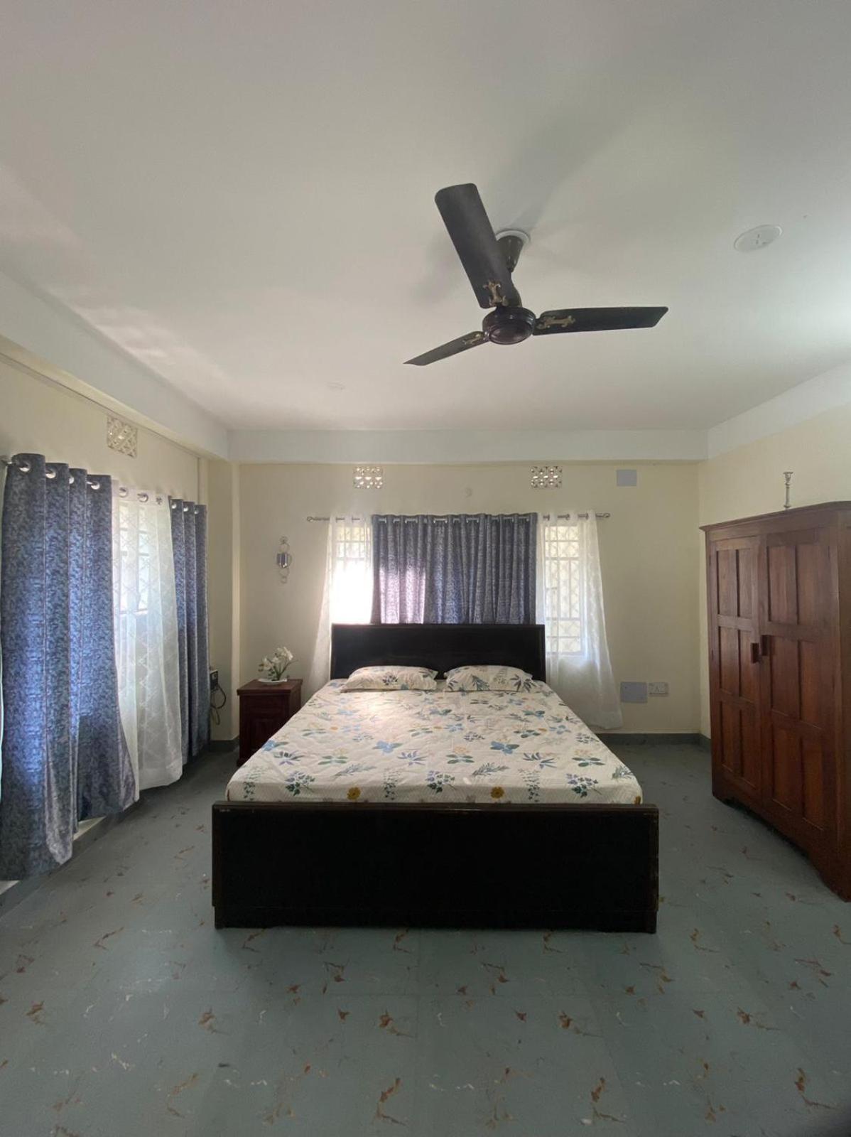 Double Room with Private Bathroom photo 1