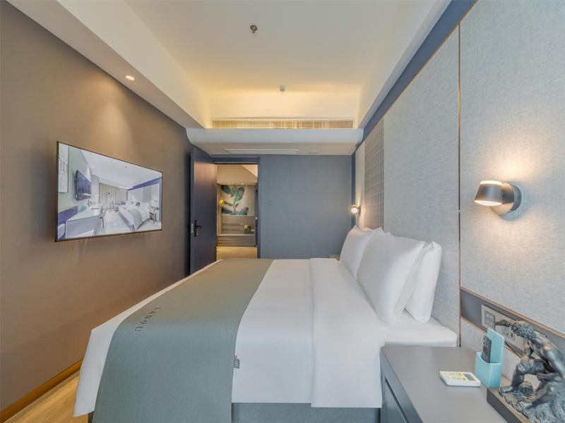 Luxury Suite 