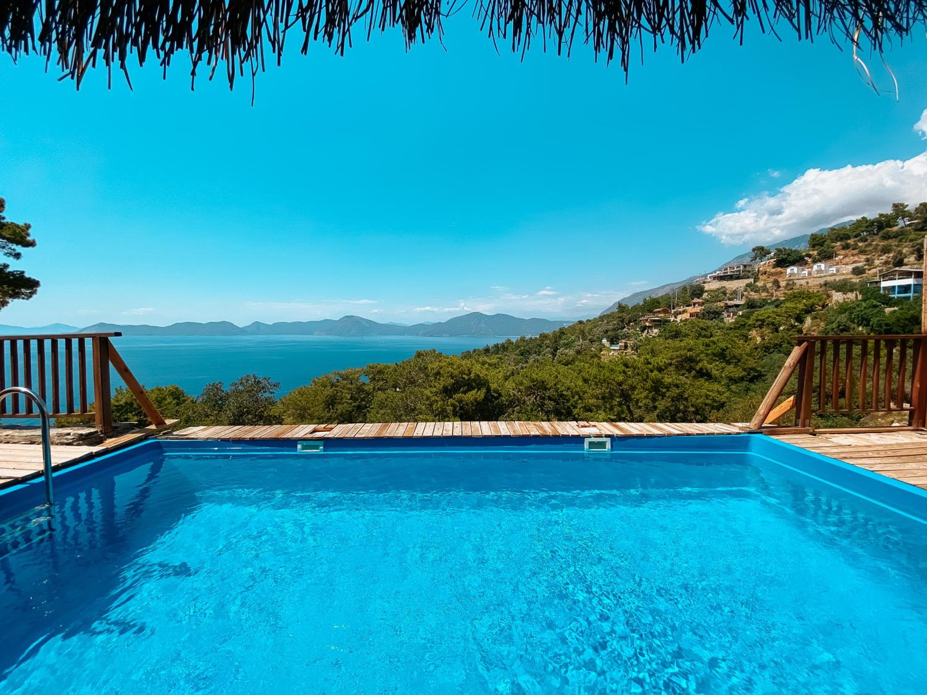 Bungalow with Sea View