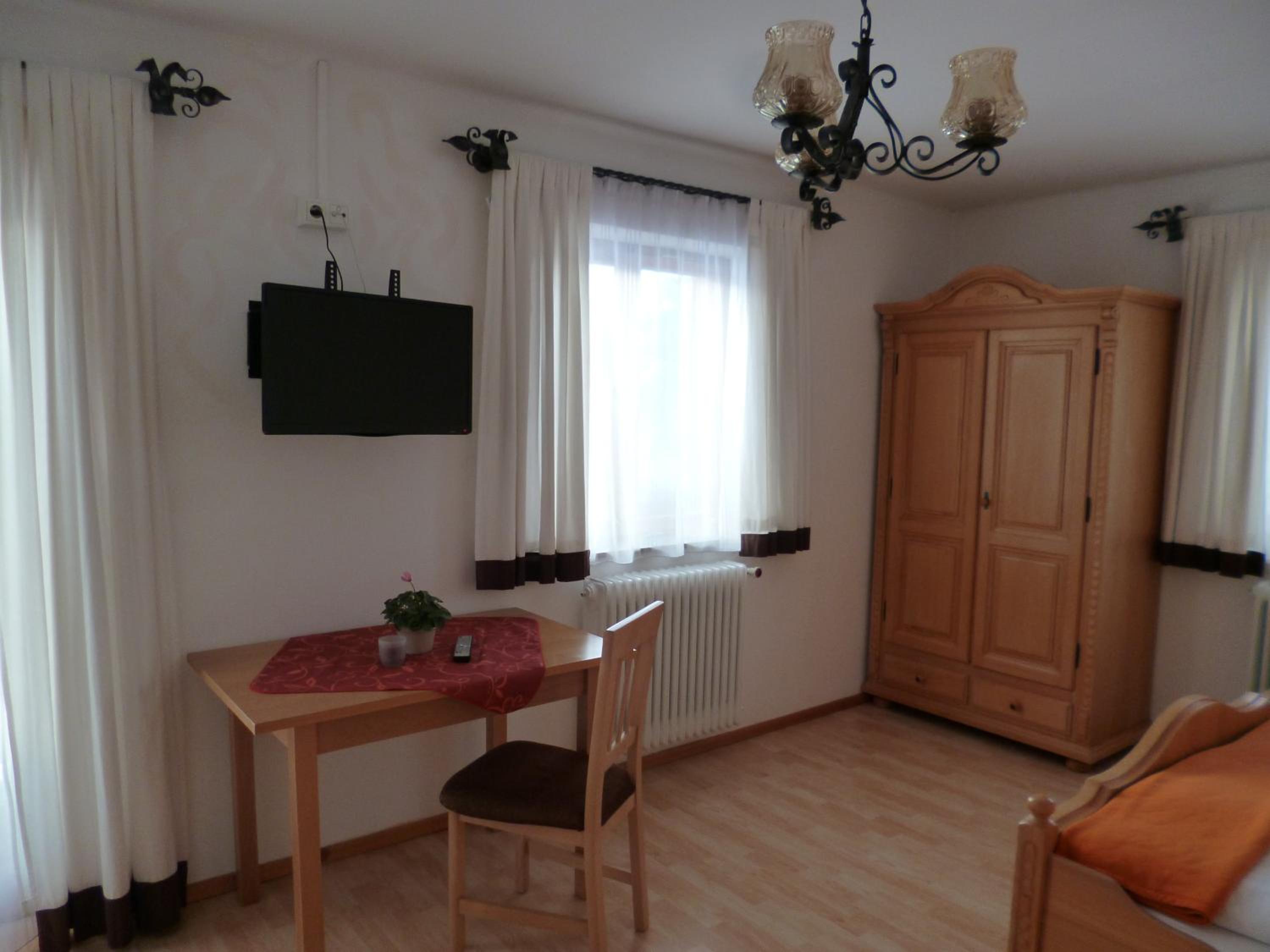 Apartment with Garden View