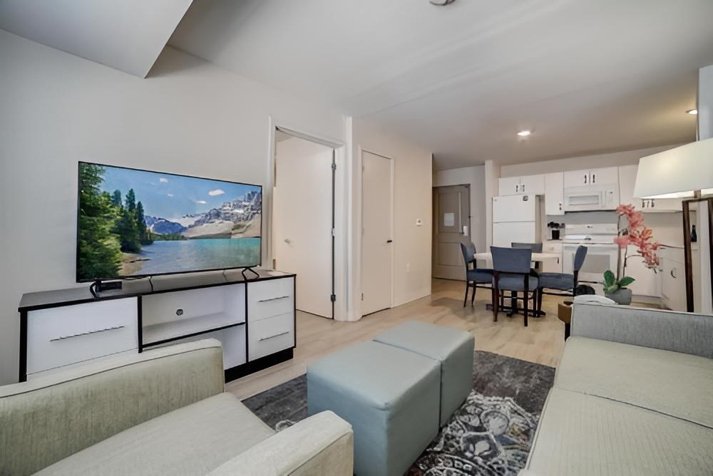 Two Bedroom Suite with Full Kitchen