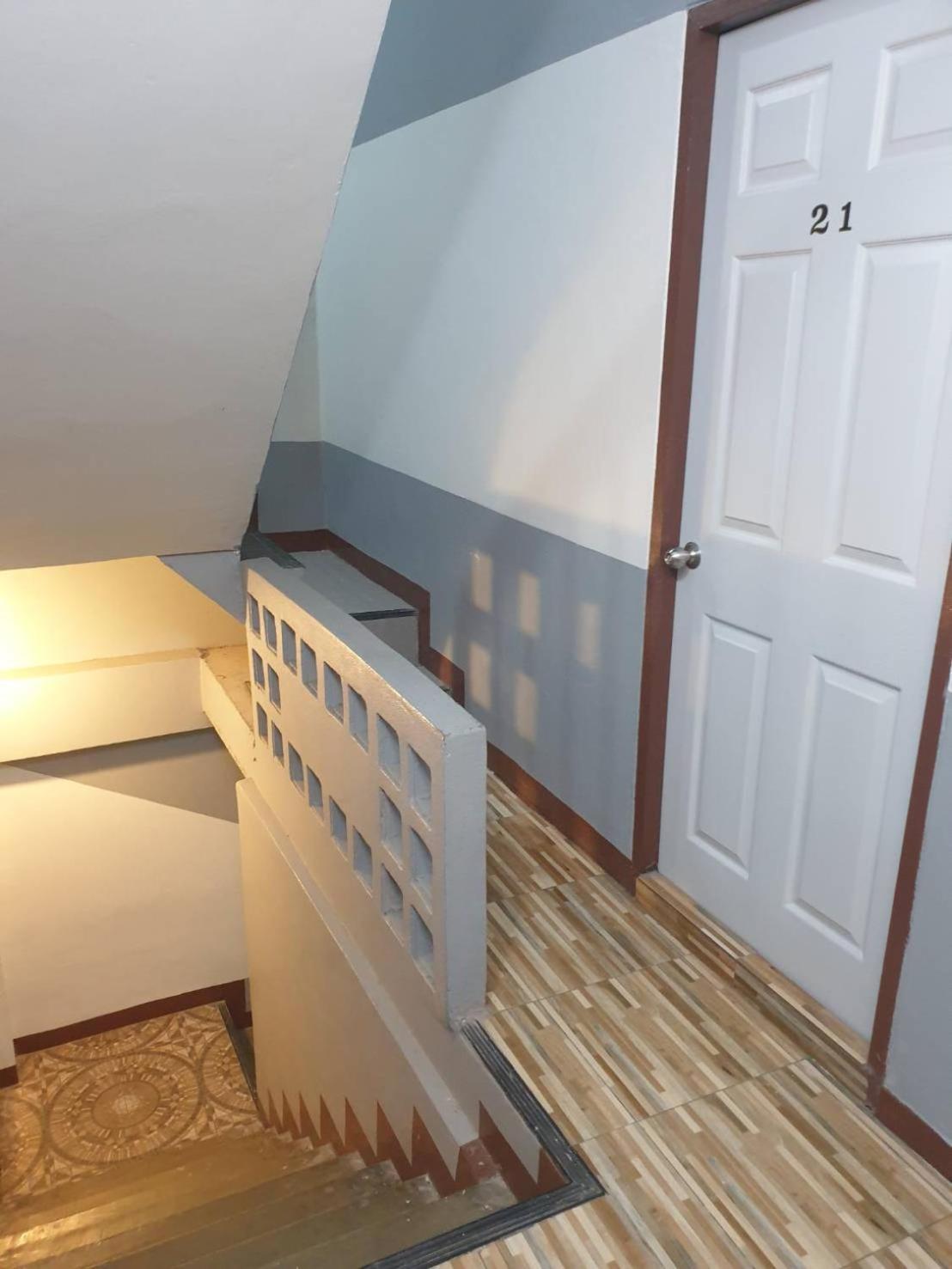 One-Bedroom Apartment - Photo 6