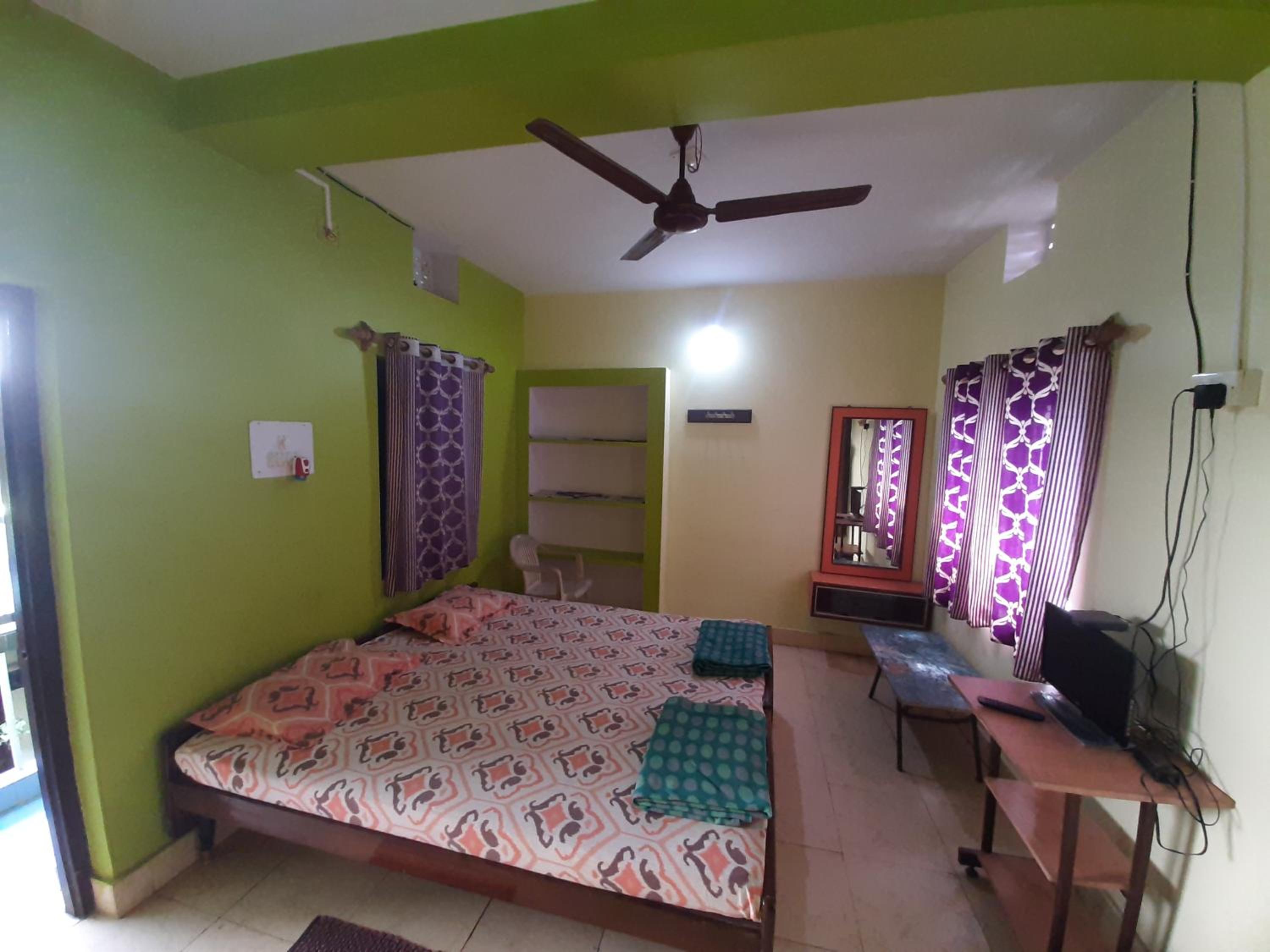 Budget Double Room photo 1