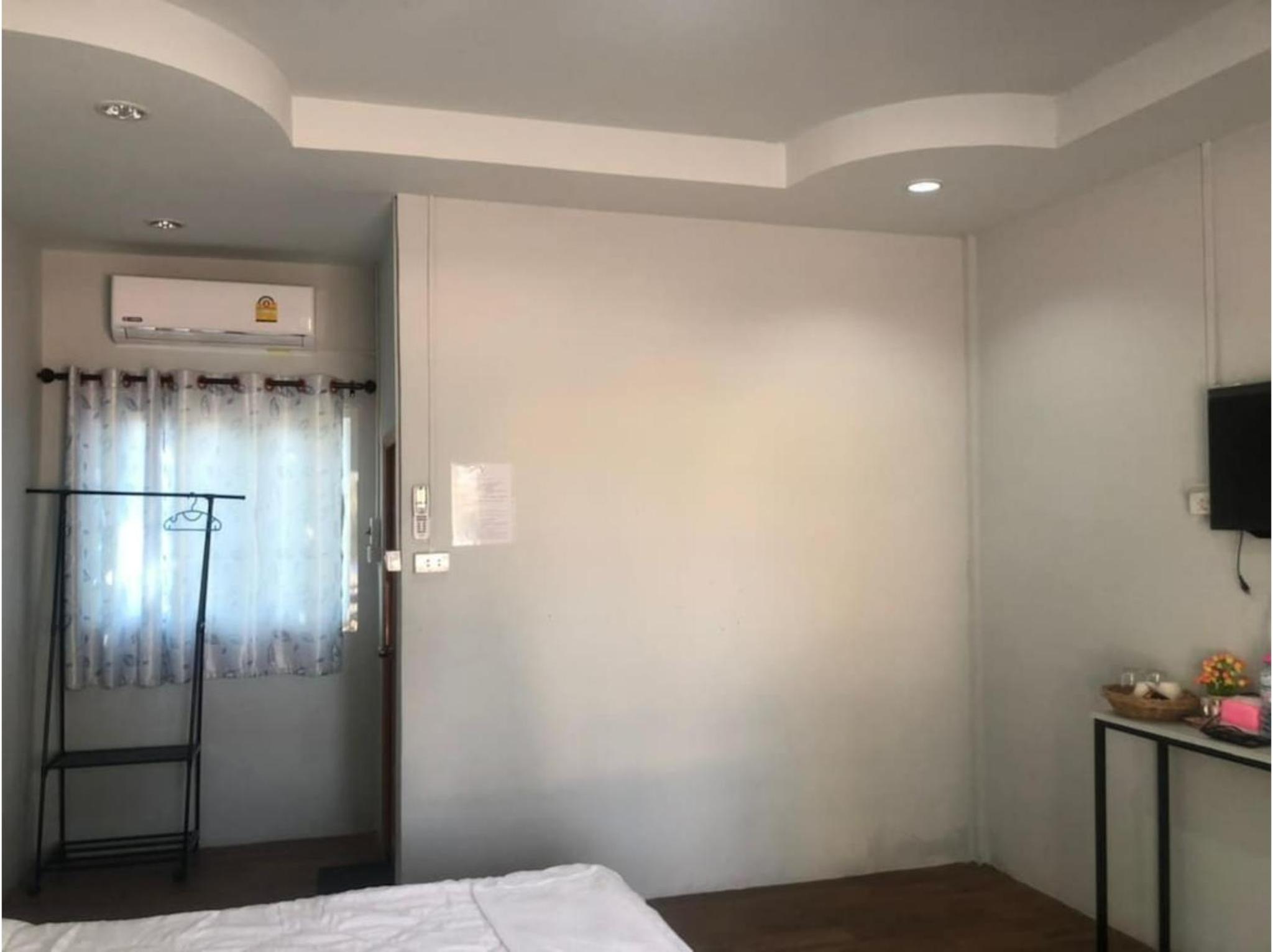 Large Twin Room