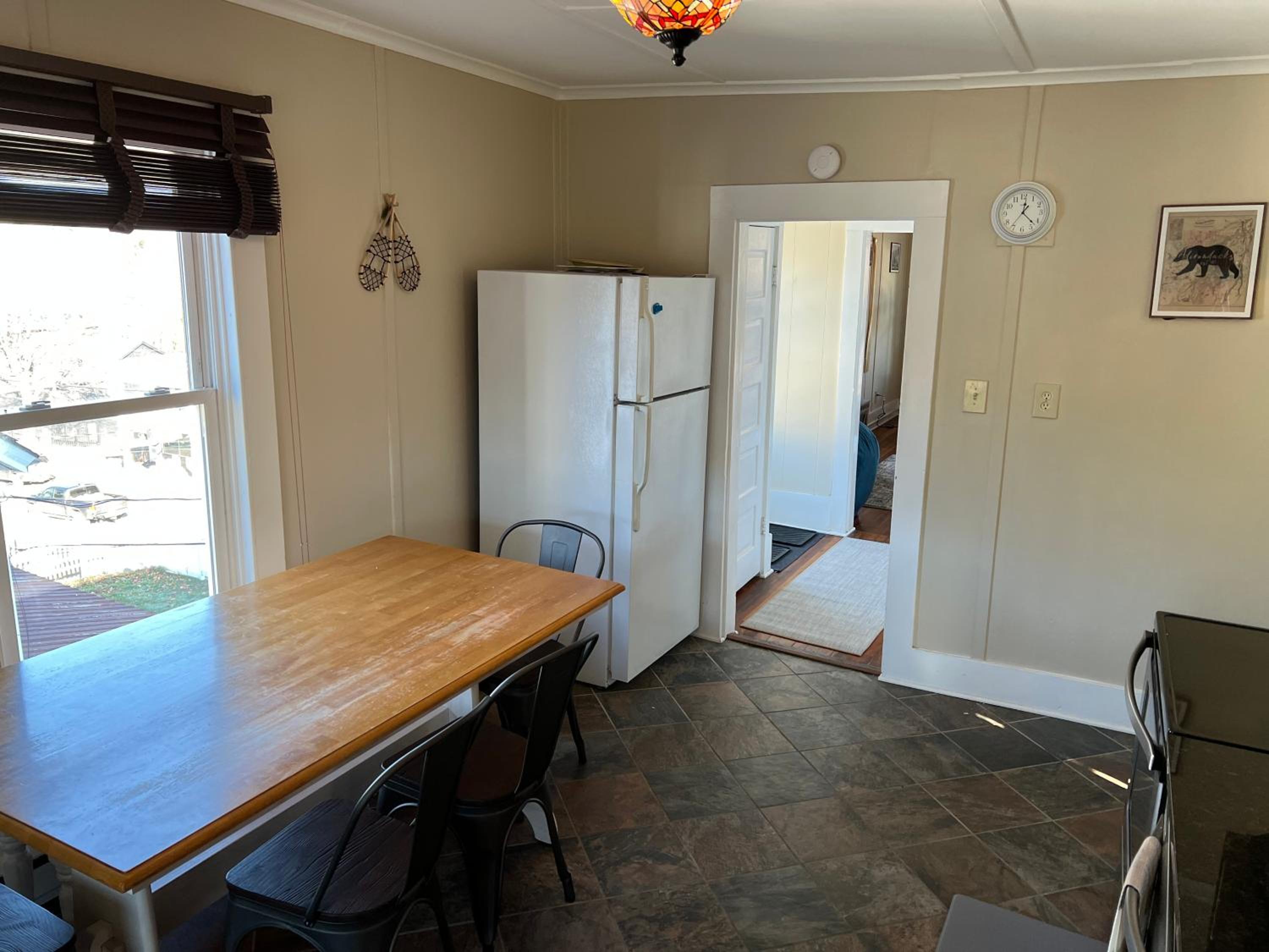 Two-Bedroom House - Photo 8