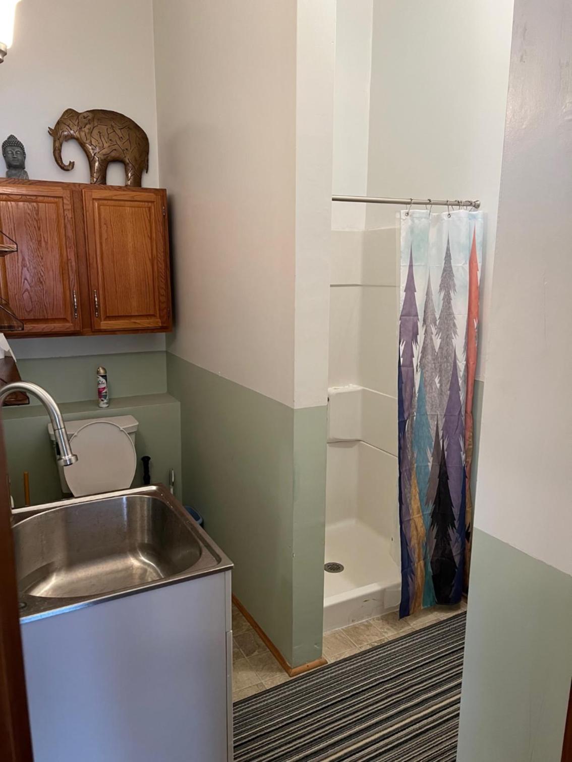 One-Bedroom House - Photo 4