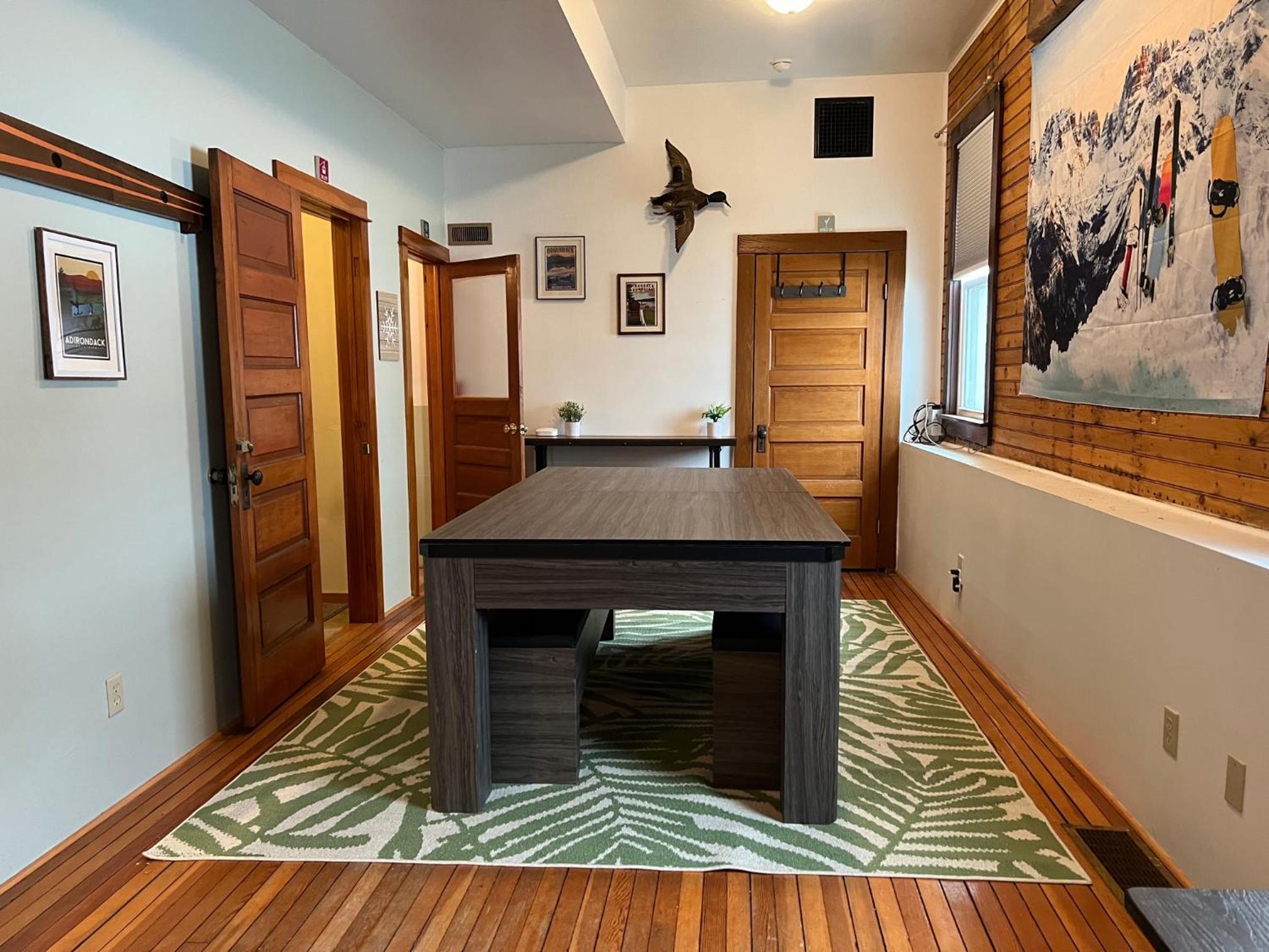 One-Bedroom House - Photo 6