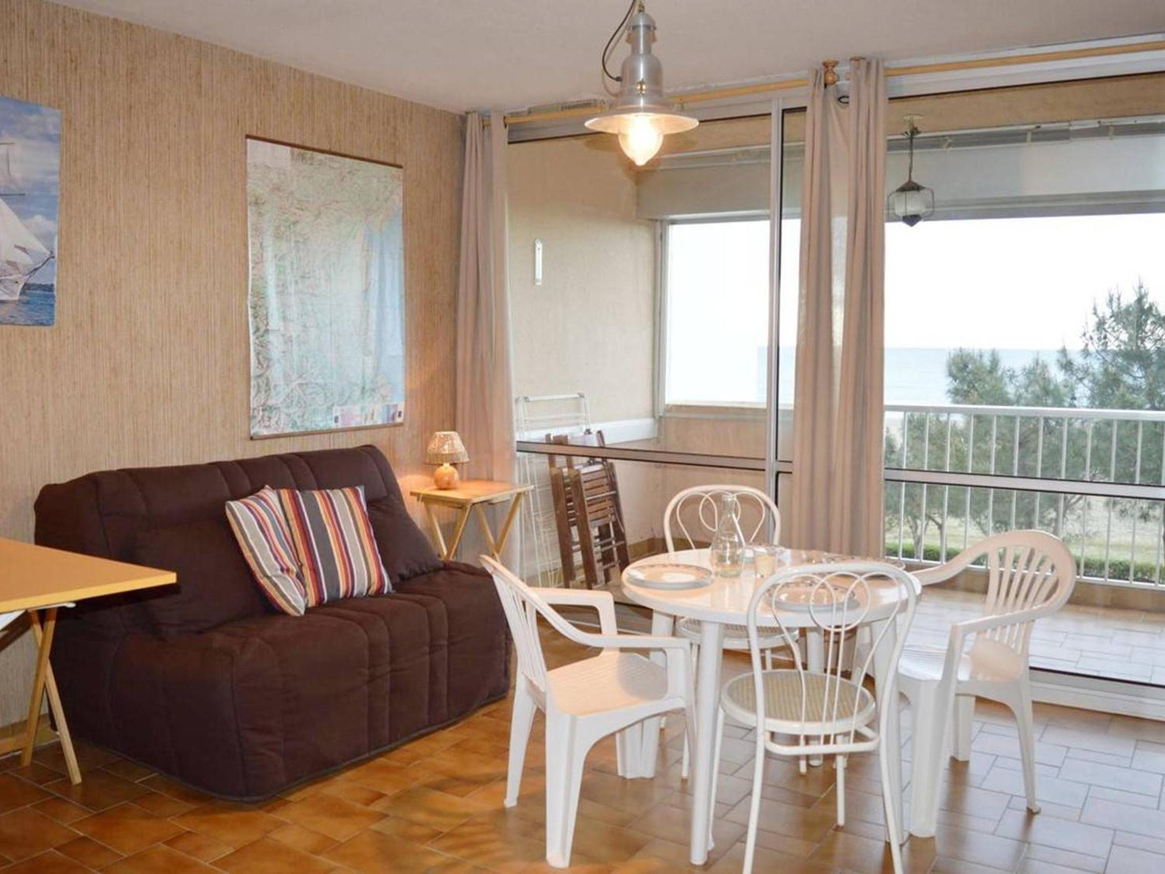 Apartment (4 Adults)
