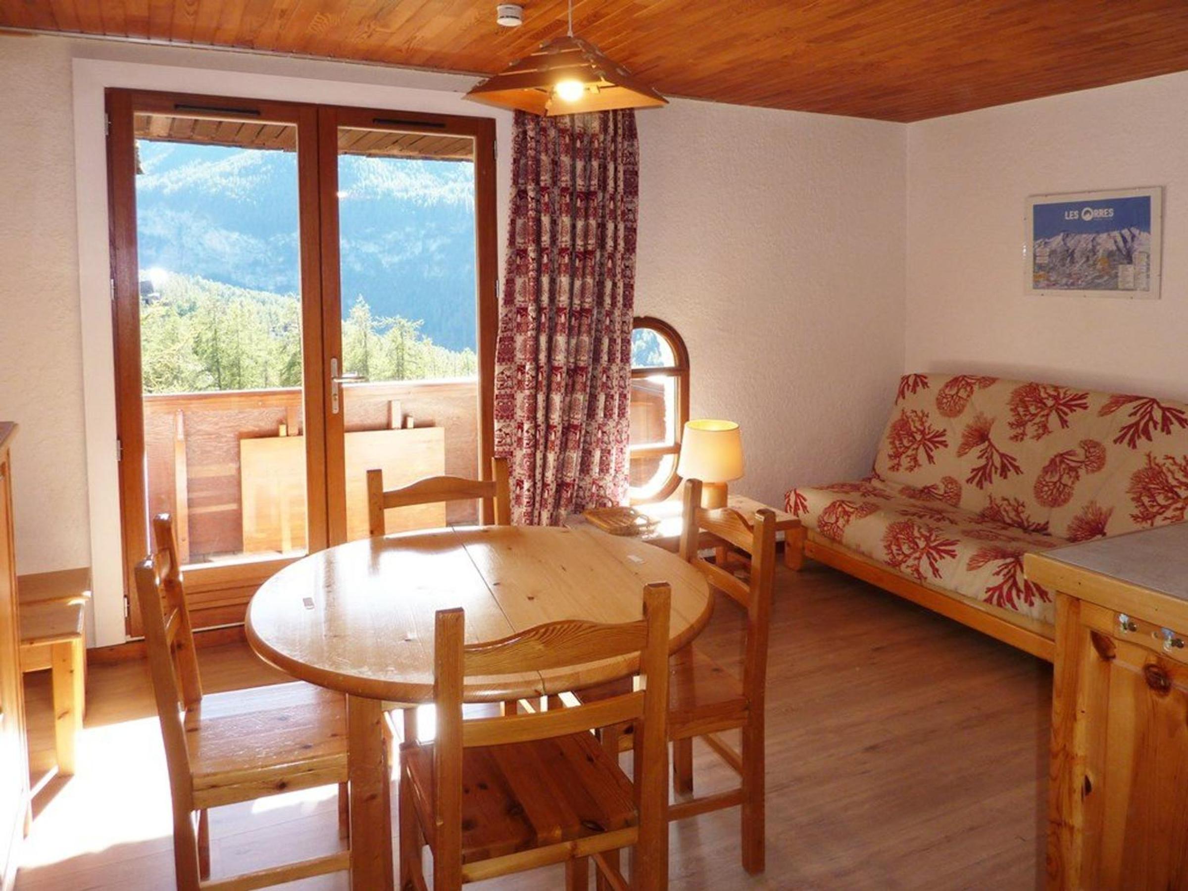 Apartment (4 Adults)