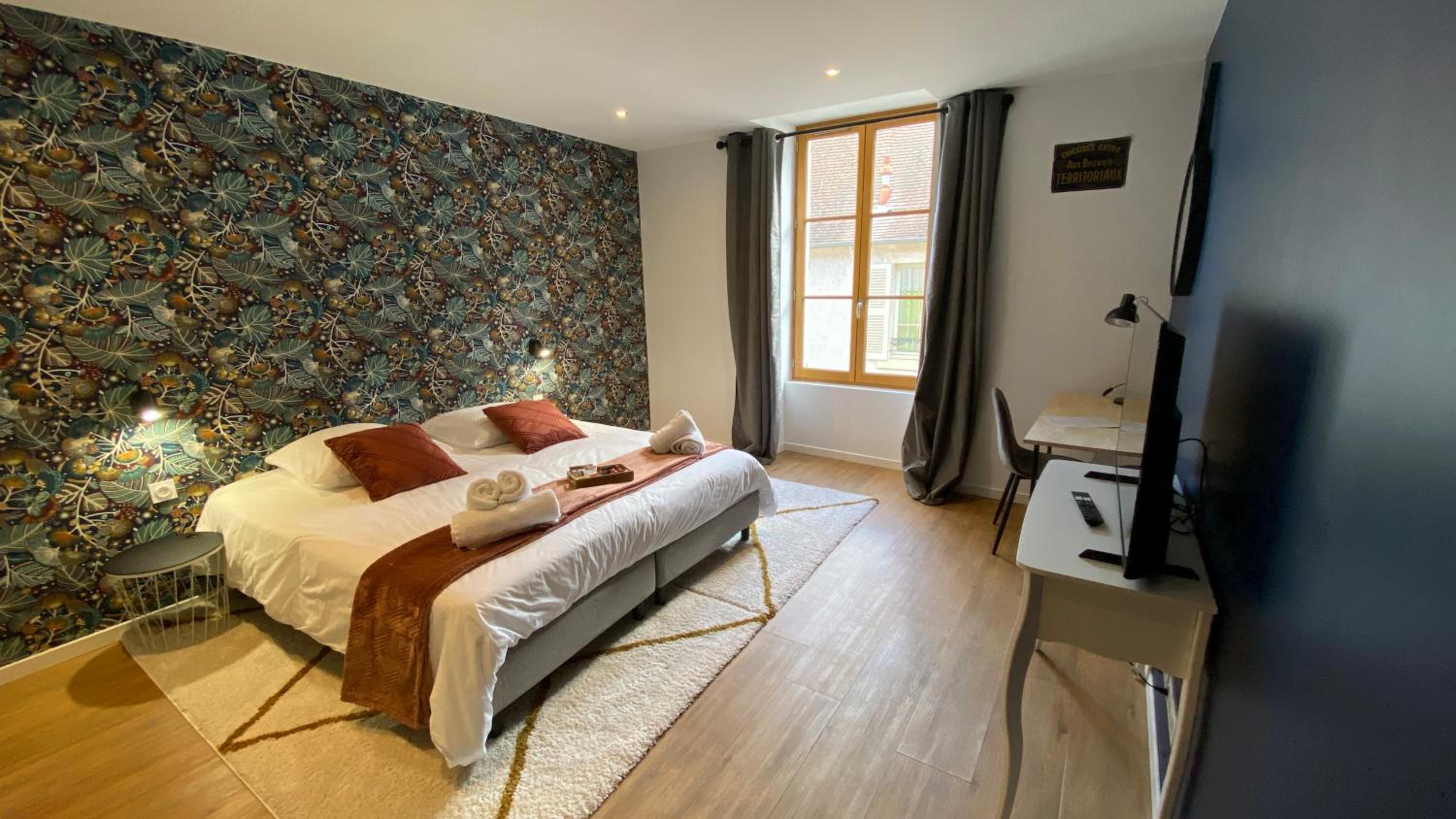 Superior King Room photo 2