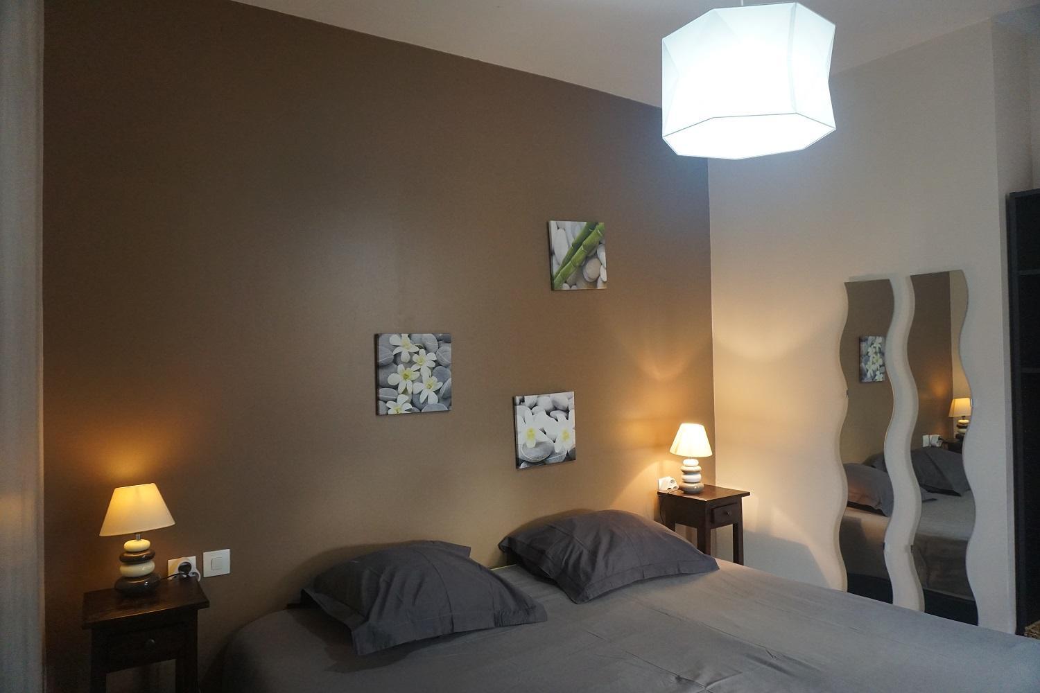 One-Bedroom Apartment (2 Adults + 2 Children)