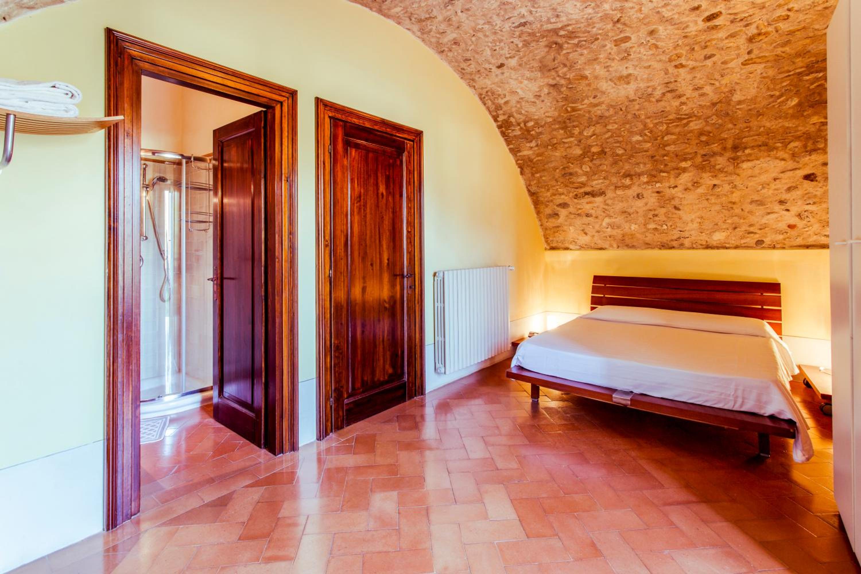 Apartment - Ground Floor photo 3