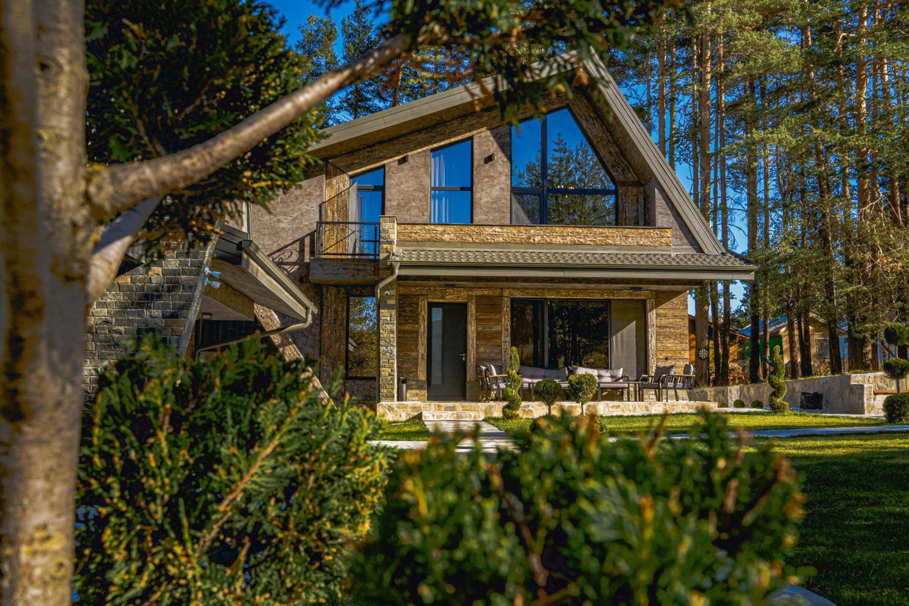 Villa photo 3